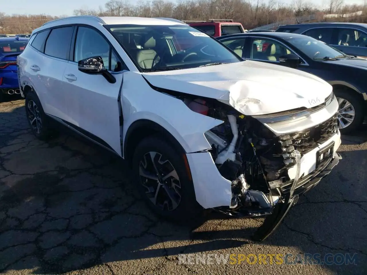 4 Photograph of a damaged car 5XYK3CDF3SG252628 KIA SPORTAGE 2025