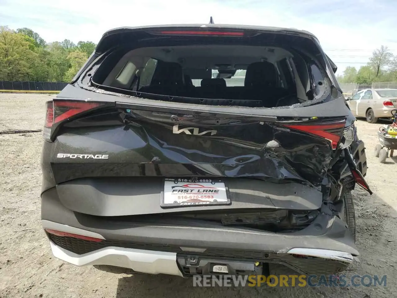 6 Photograph of a damaged car 5XYK3CDF4SG296198 KIA SPORTAGE 2025
