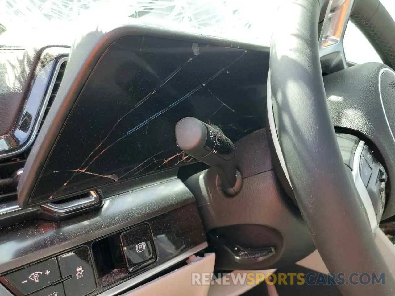 9 Photograph of a damaged car 5XYK3CDF6SG236746 KIA SPORTAGE 2025