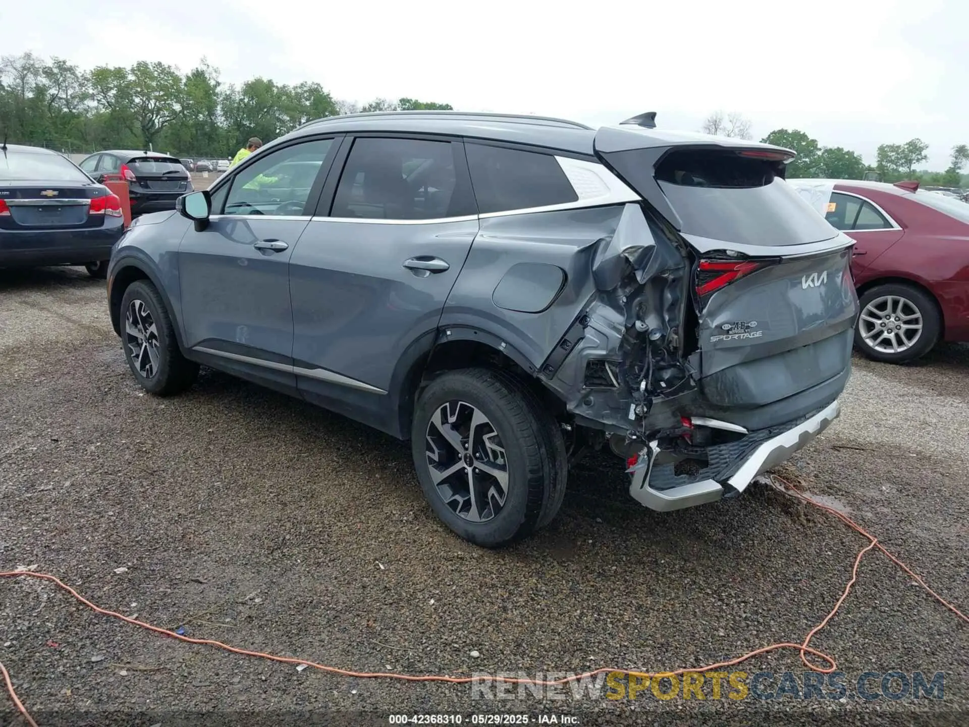 3 Photograph of a damaged car 5XYK3CDF9SG293216 KIA SPORTAGE 2025