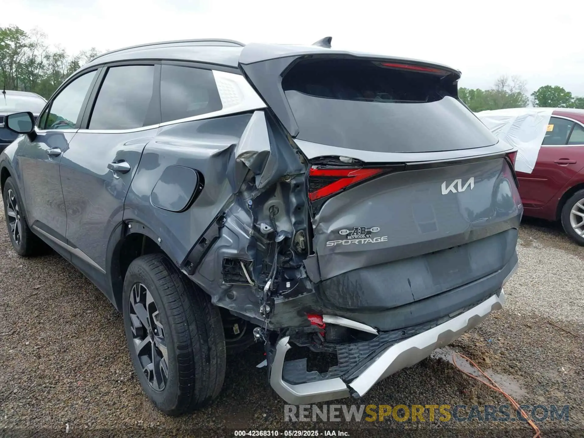 6 Photograph of a damaged car 5XYK3CDF9SG293216 KIA SPORTAGE 2025