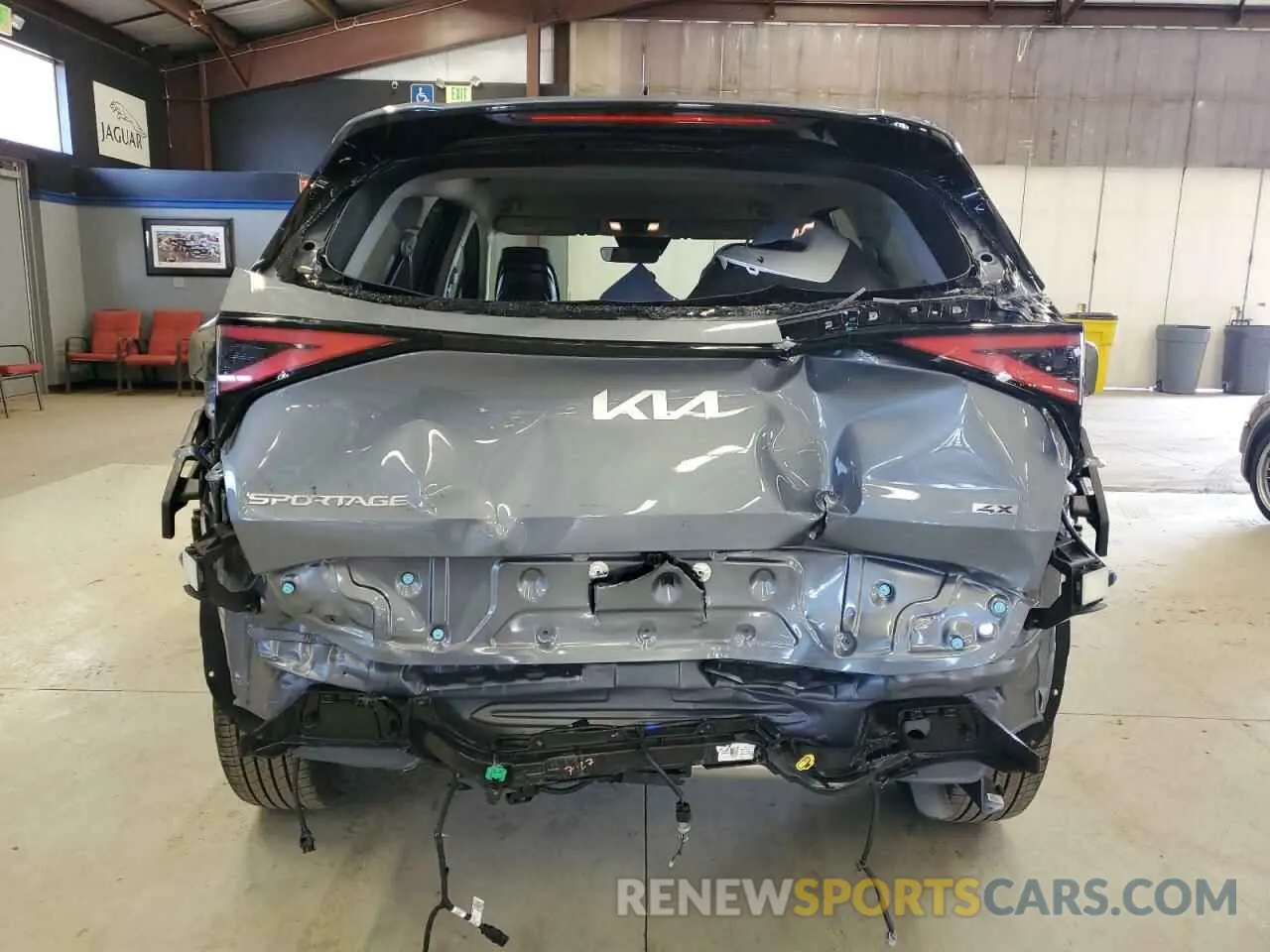 6 Photograph of a damaged car 5XYK3CDFXSG247507 KIA SPORTAGE 2025