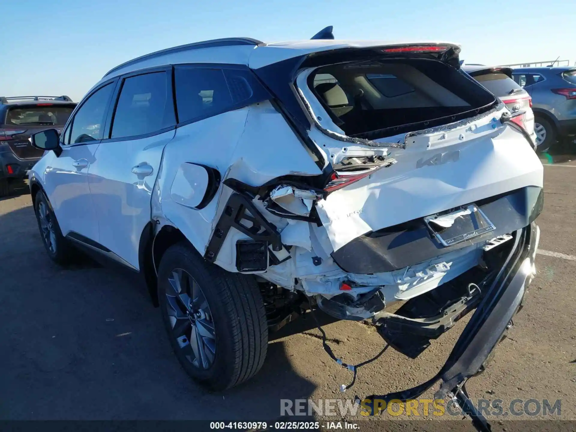 6 Photograph of a damaged car 5XYK43DF1SG264614 KIA SPORTAGE 2025