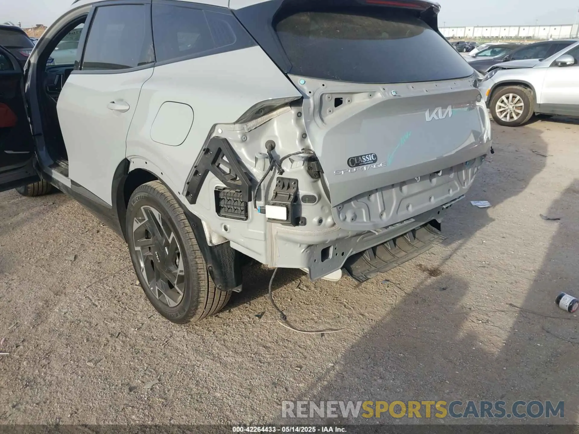 6 Photograph of a damaged car 5XYK53DF4SG237100 KIA SPORTAGE 2025