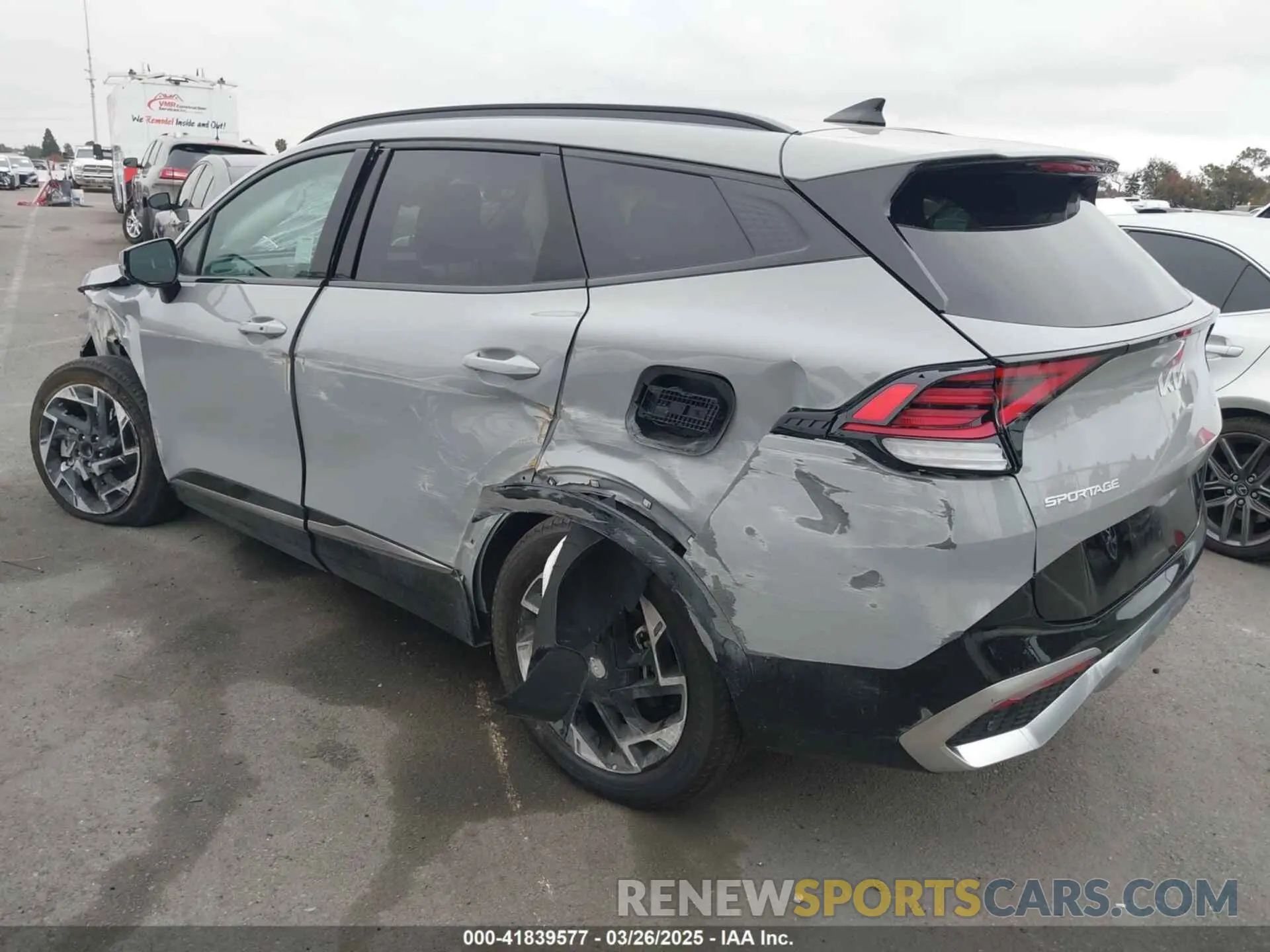 3 Photograph of a damaged car 5XYK53DF4SG253958 KIA SPORTAGE 2025