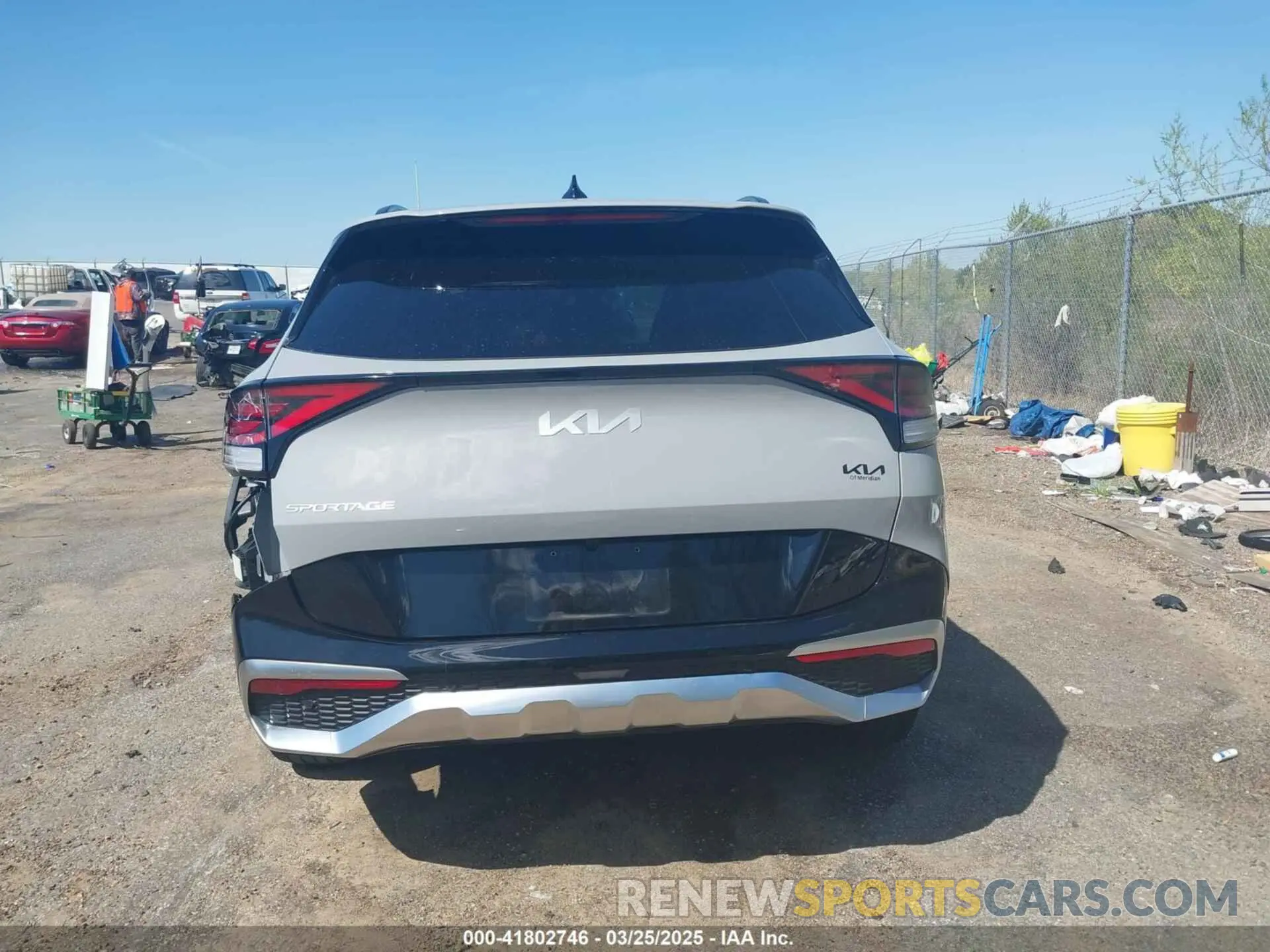 17 Photograph of a damaged car 5XYK53DF6SG238202 KIA SPORTAGE 2025