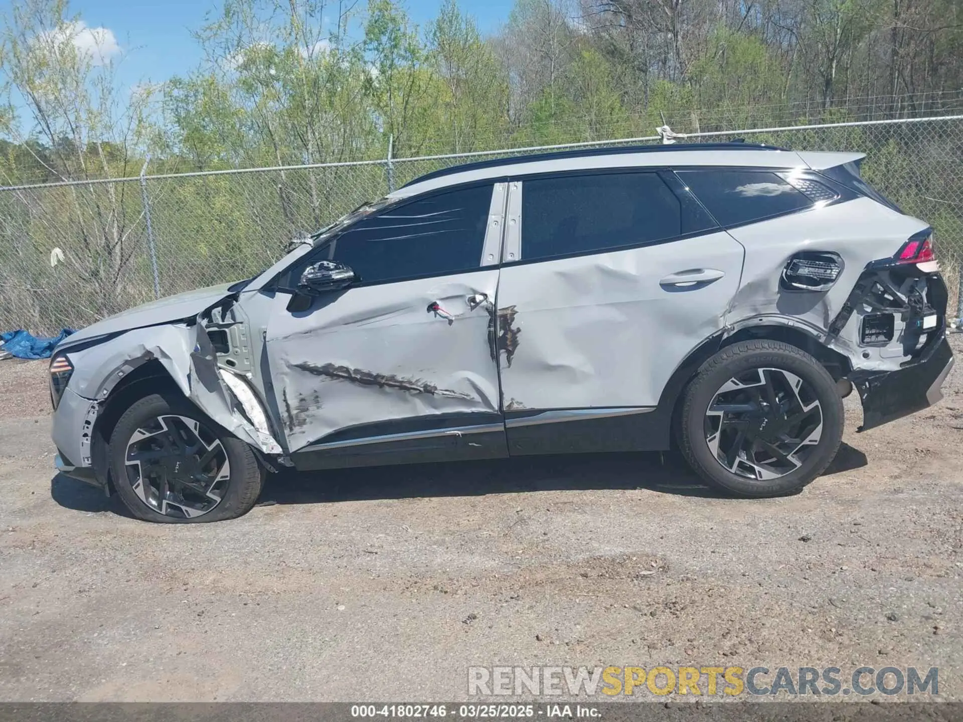 6 Photograph of a damaged car 5XYK53DF6SG238202 KIA SPORTAGE 2025