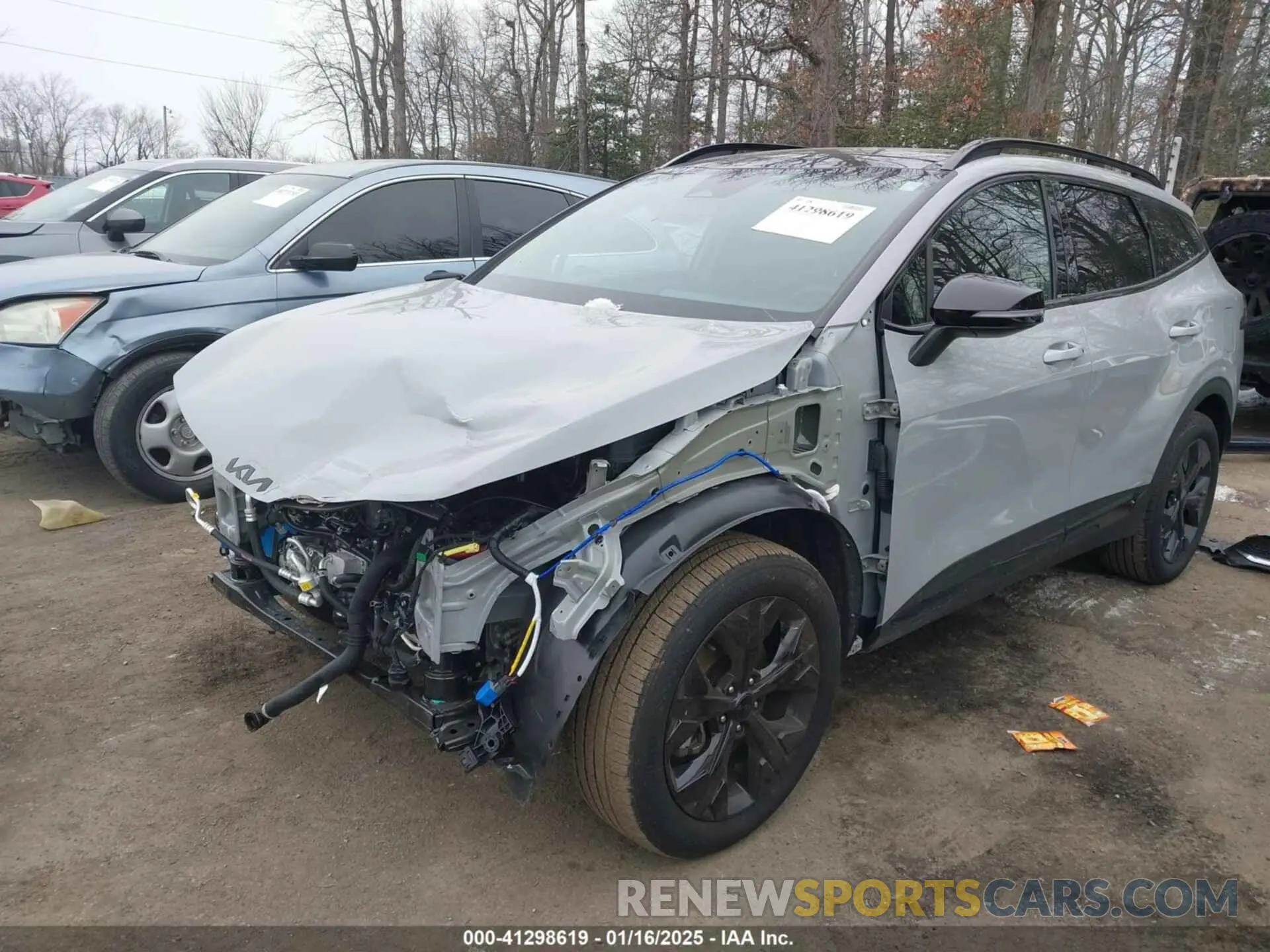 2 Photograph of a damaged car 5XYK6CDF1SG238783 KIA SPORTAGE 2025