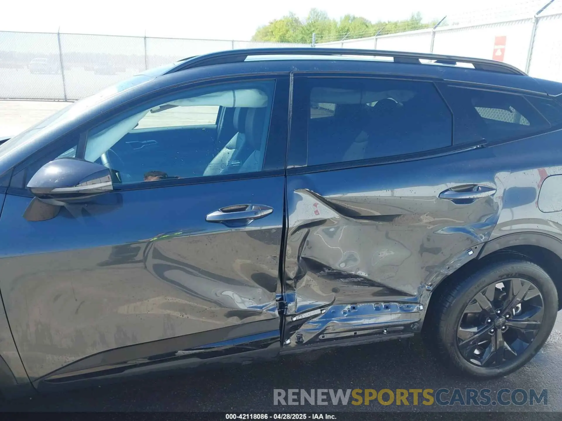 6 Photograph of a damaged car 5XYK6CDF3SG236386 KIA SPORTAGE 2025