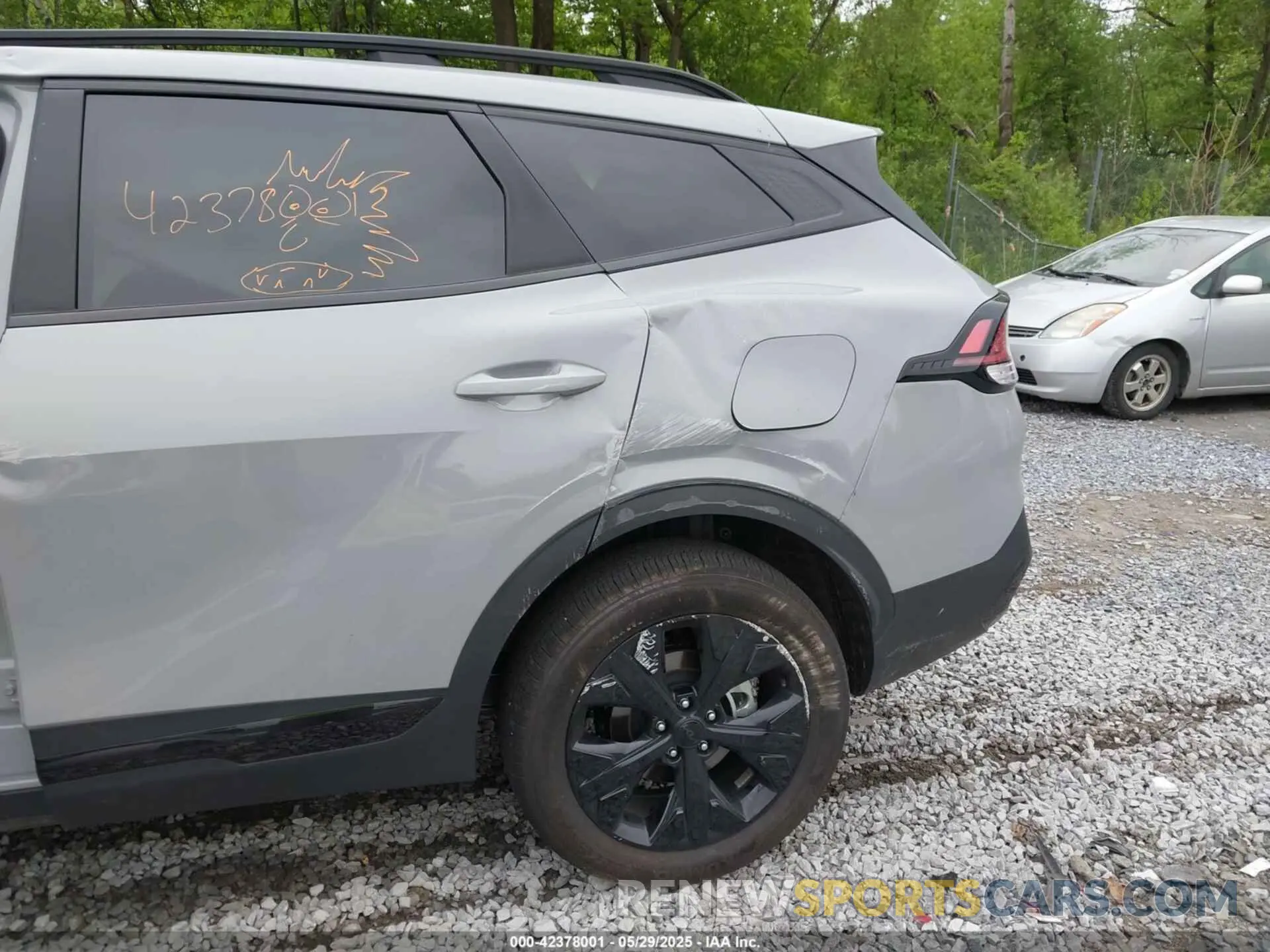 6 Photograph of a damaged car 5XYK6CDF6SG279815 KIA SPORTAGE 2025