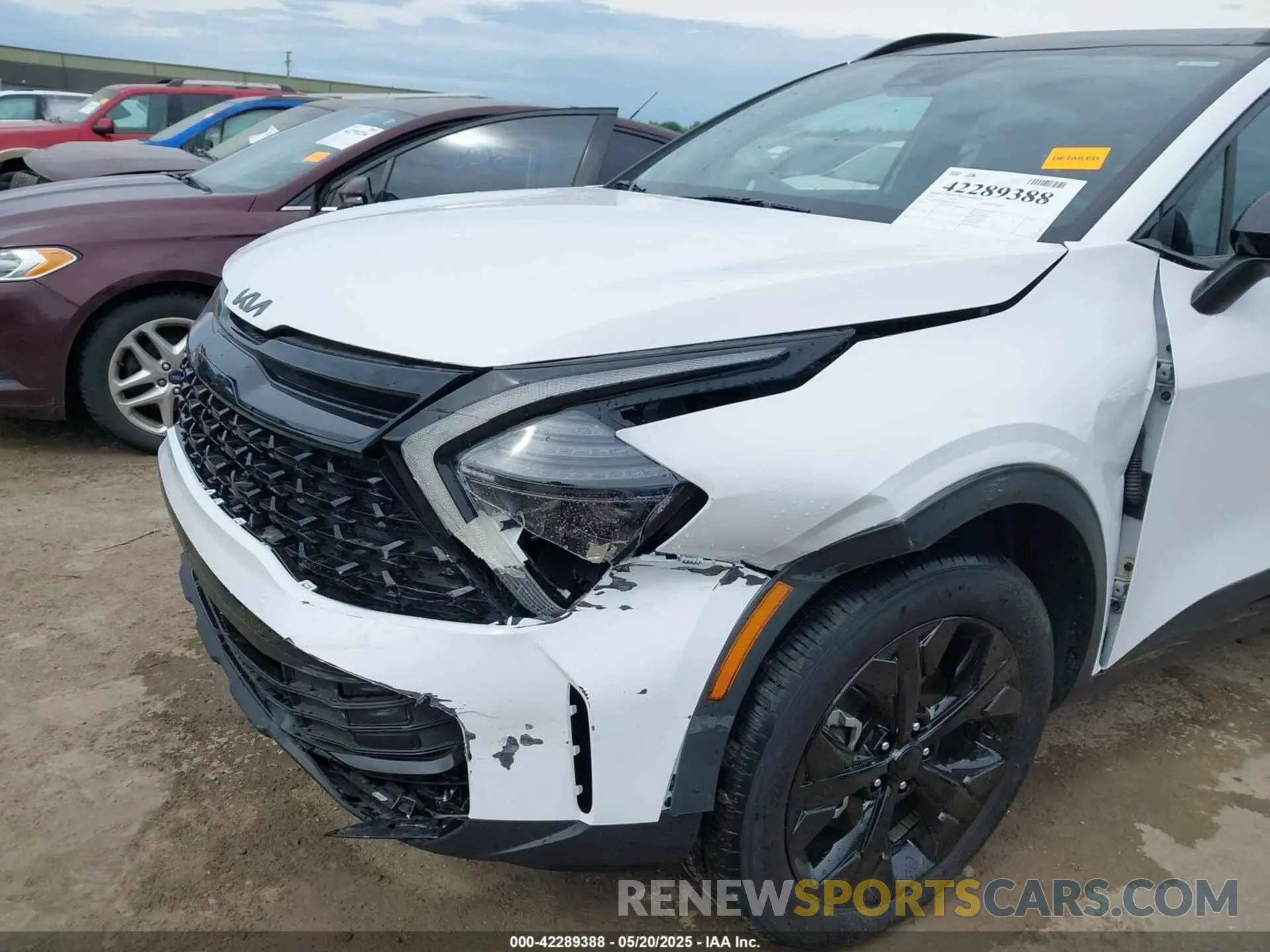 17 Photograph of a damaged car 5XYK6CDF8SG276575 KIA SPORTAGE 2025