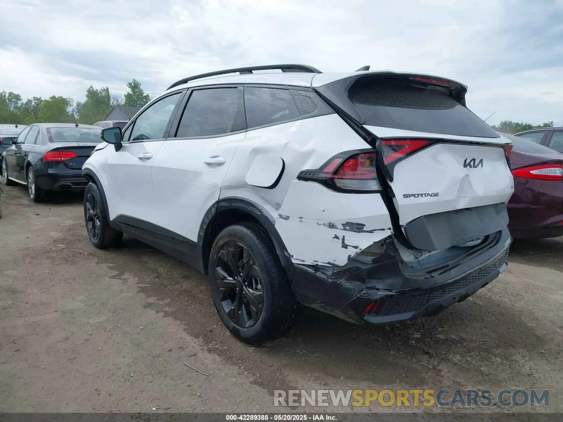 3 Photograph of a damaged car 5XYK6CDF8SG276575 KIA SPORTAGE 2025
