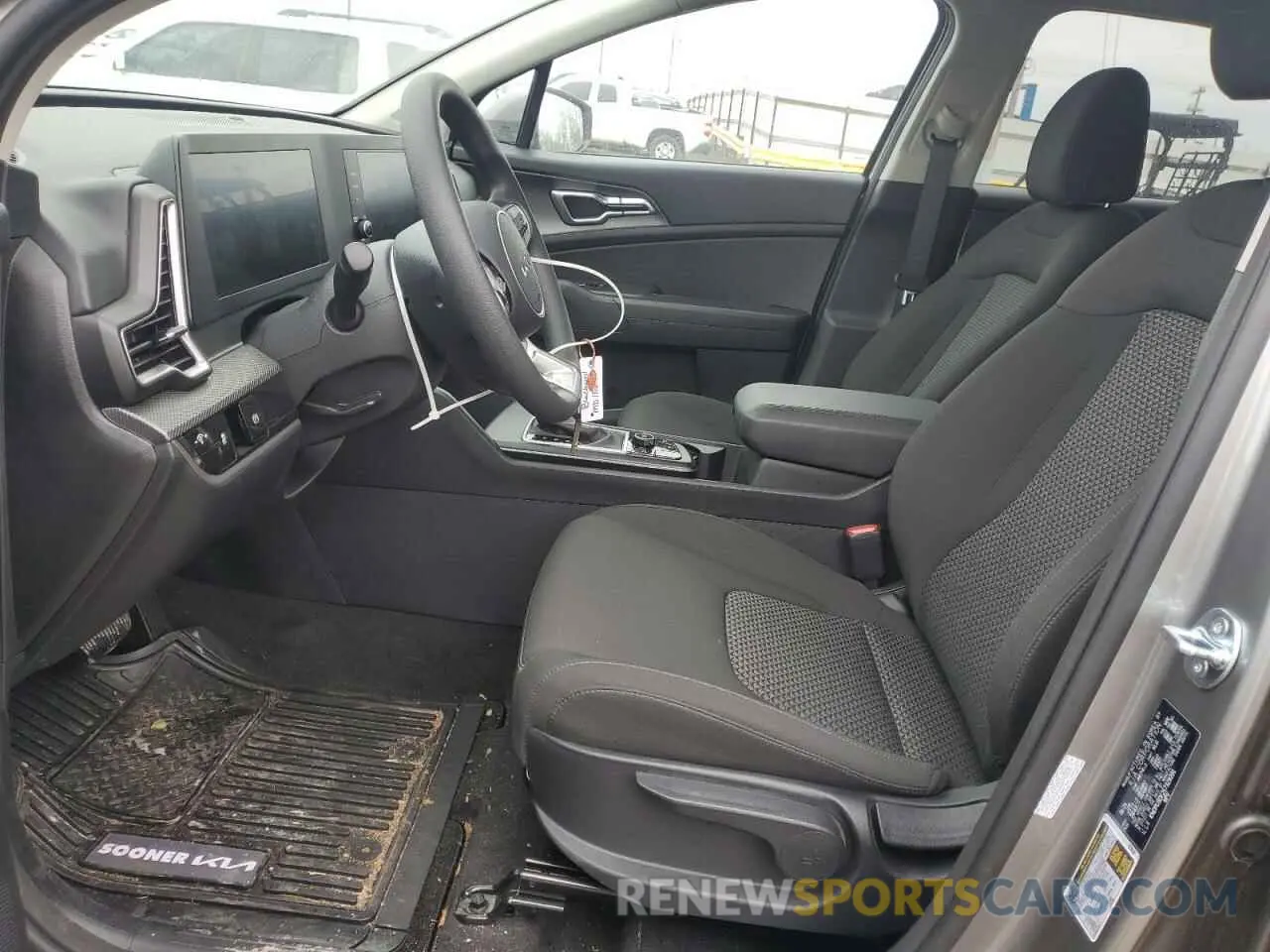 7 Photograph of a damaged car KNDPU3DF2S7329201 KIA SPORTAGE 2025