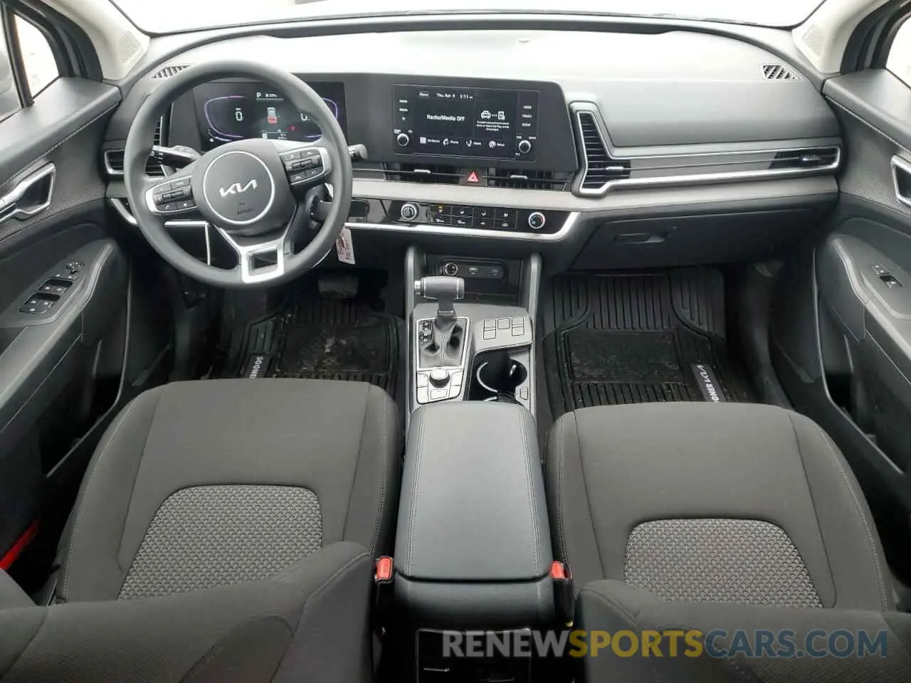 8 Photograph of a damaged car KNDPU3DF2S7329201 KIA SPORTAGE 2025