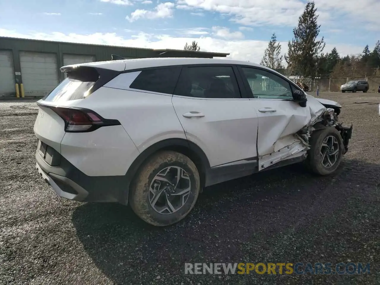 3 Photograph of a damaged car KNDPU3DF3S7350686 KIA SPORTAGE 2025