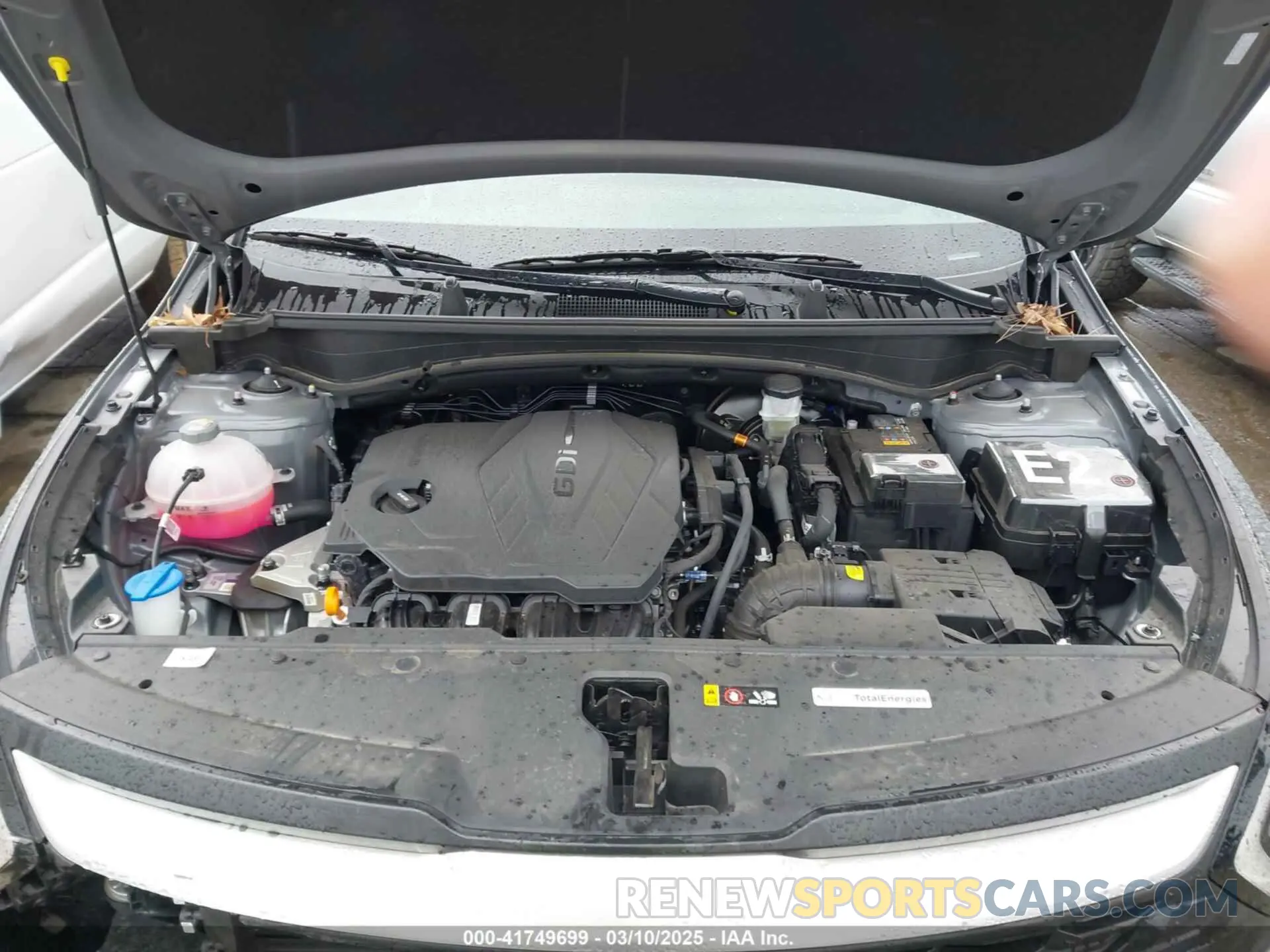 10 Photograph of a damaged car KNDPU3DF5S7343884 KIA SPORTAGE 2025