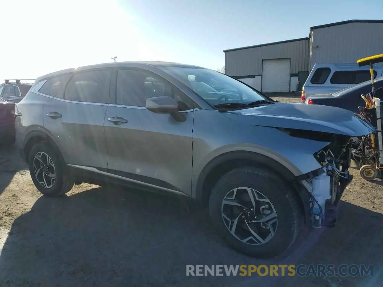 4 Photograph of a damaged car KNDPUCDF1S7346992 KIA SPORTAGE 2025