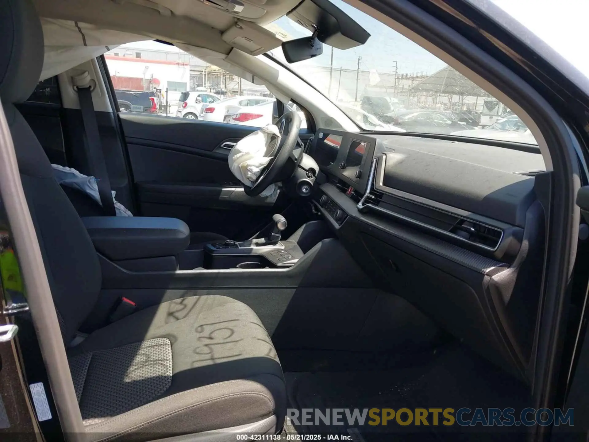 5 Photograph of a damaged car KNDPUCDF7S7342221 KIA SPORTAGE 2025