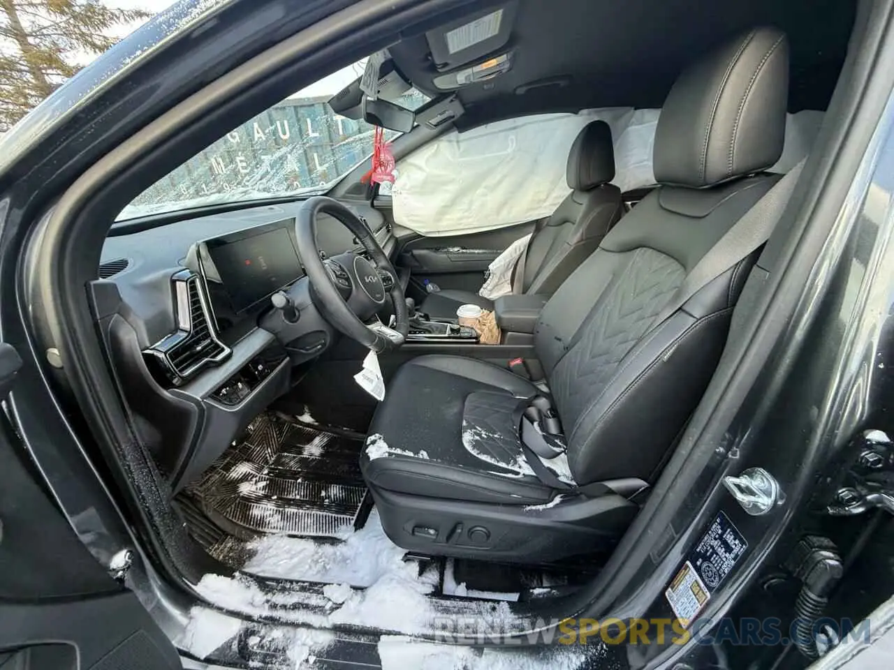7 Photograph of a damaged car KNDPUCDF9S7350014 KIA SPORTAGE 2025