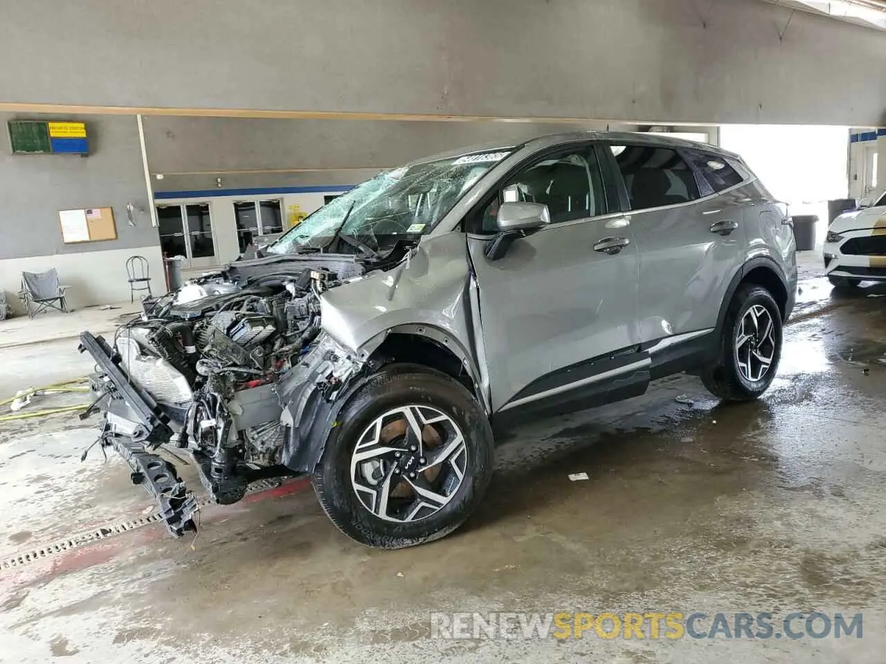 1 Photograph of a damaged car KNDPUCDF9S7371414 KIA SPORTAGE 2025