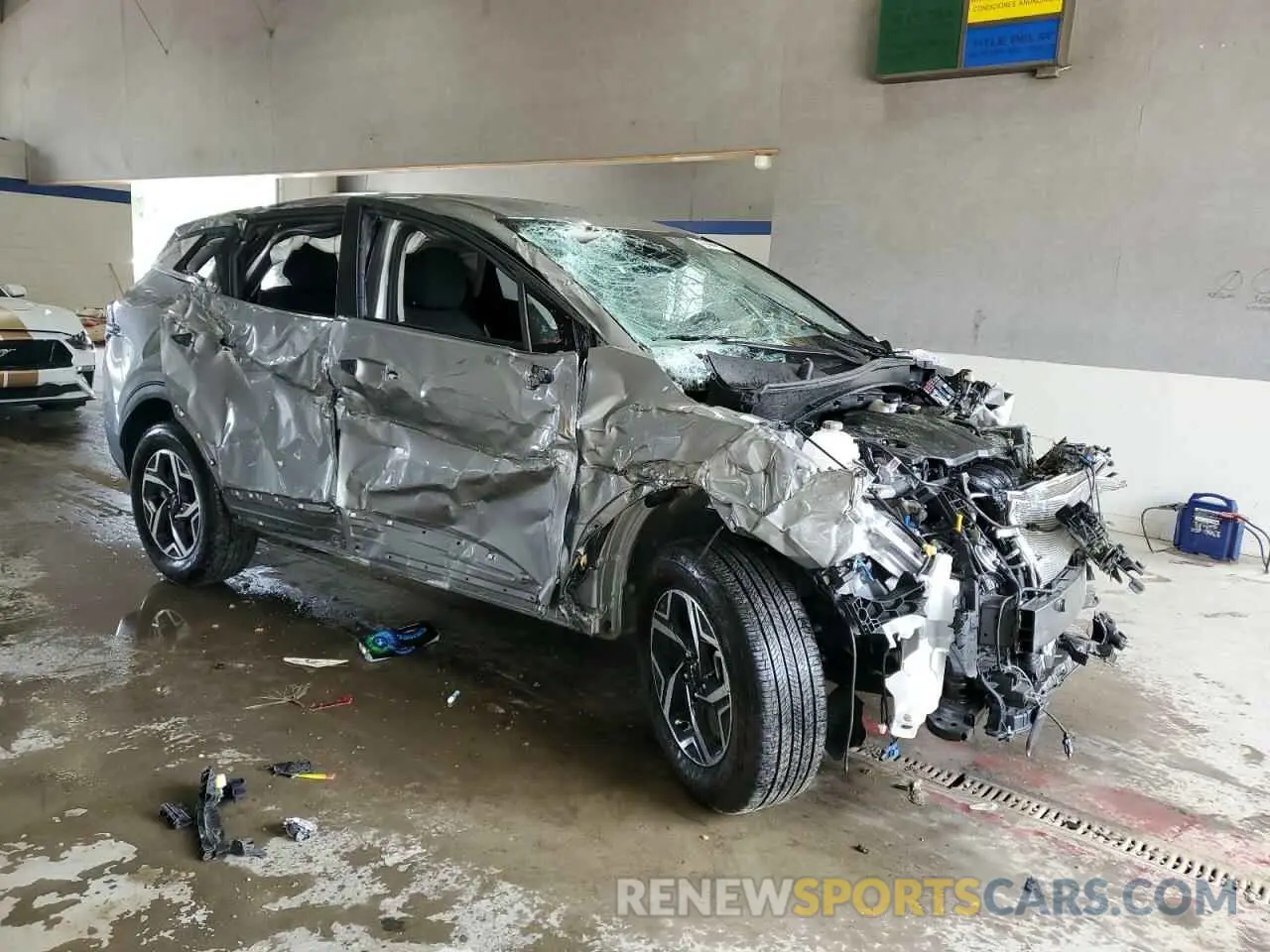 4 Photograph of a damaged car KNDPUCDF9S7371414 KIA SPORTAGE 2025