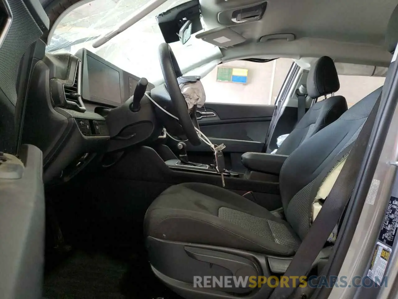 7 Photograph of a damaged car KNDPUCDF9S7371414 KIA SPORTAGE 2025