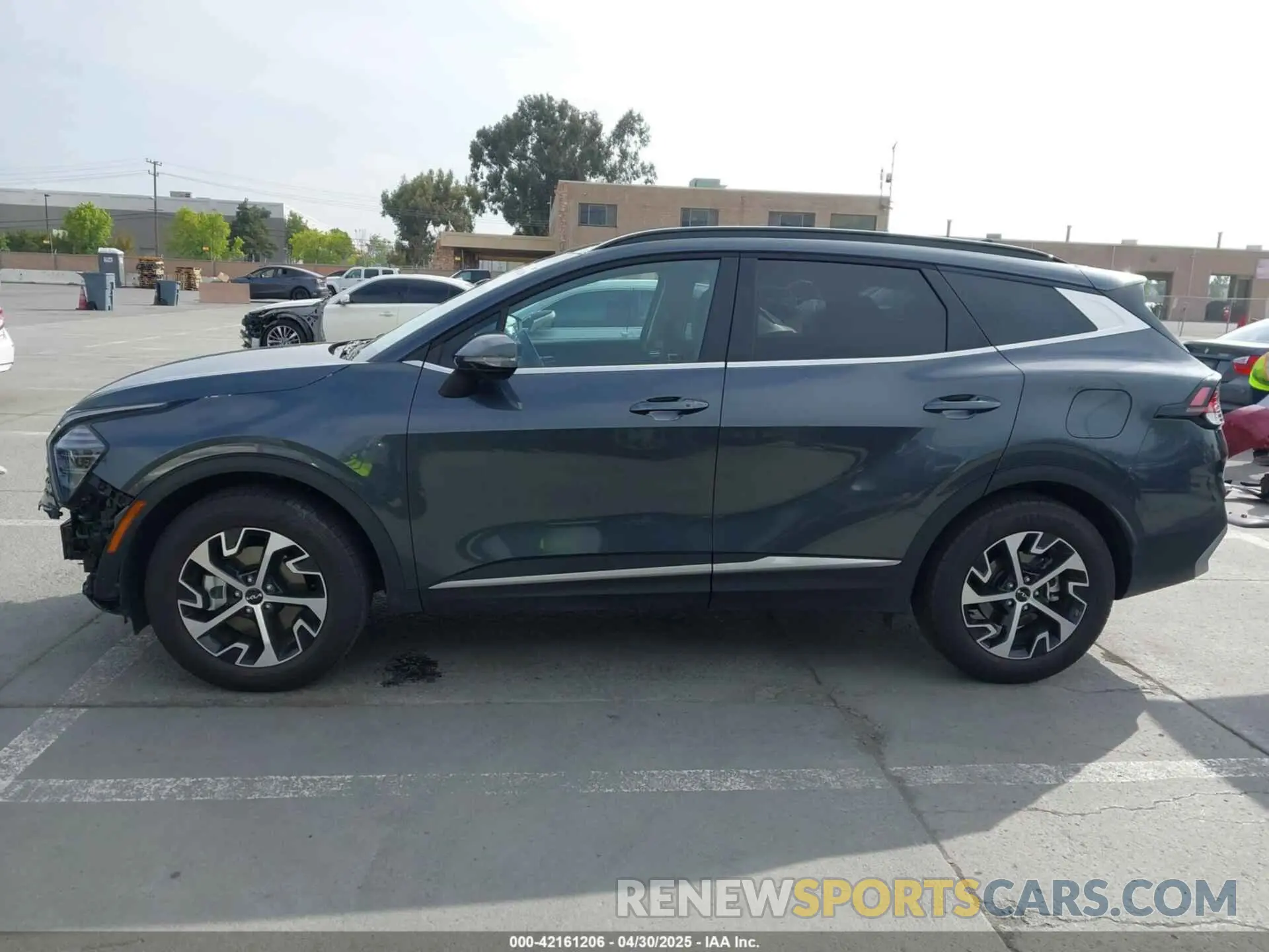 15 Photograph of a damaged car KNDPV3DF6S7334544 KIA SPORTAGE 2025