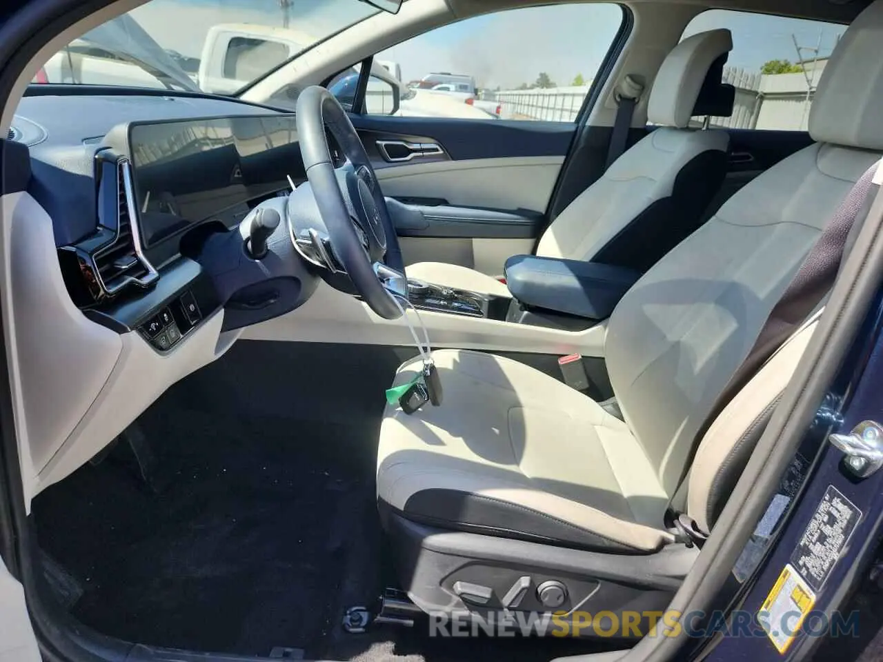 7 Photograph of a damaged car KNDPVCDG4S7179372 KIA SPORTAGE 2025