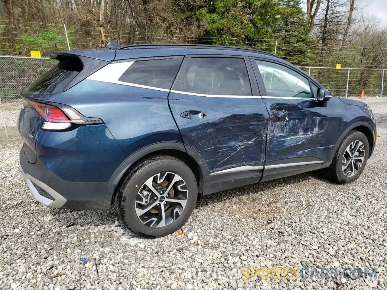 3 Photograph of a damaged car KNDPVCDG6S7203400 KIA SPORTAGE 2025
