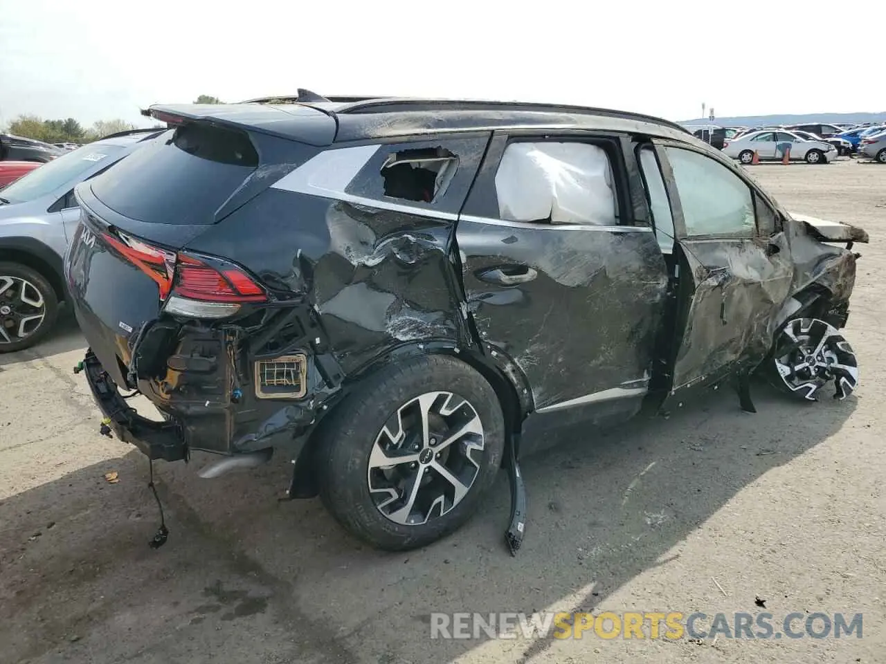 3 Photograph of a damaged car KNDPVCDG7S7212560 KIA SPORTAGE 2025