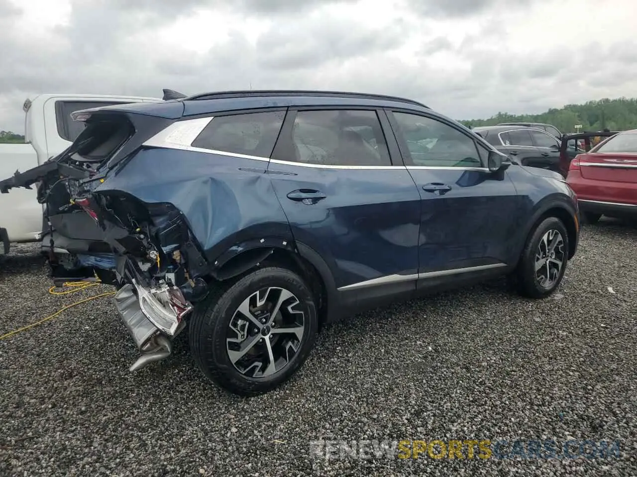 3 Photograph of a damaged car KNDPVCDG9S7201060 KIA SPORTAGE 2025