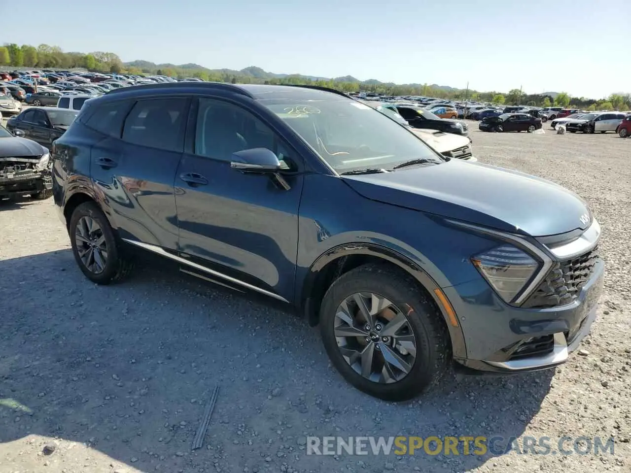 4 Photograph of a damaged car KNDPXCDG3S7187960 KIA SPORTAGE 2025