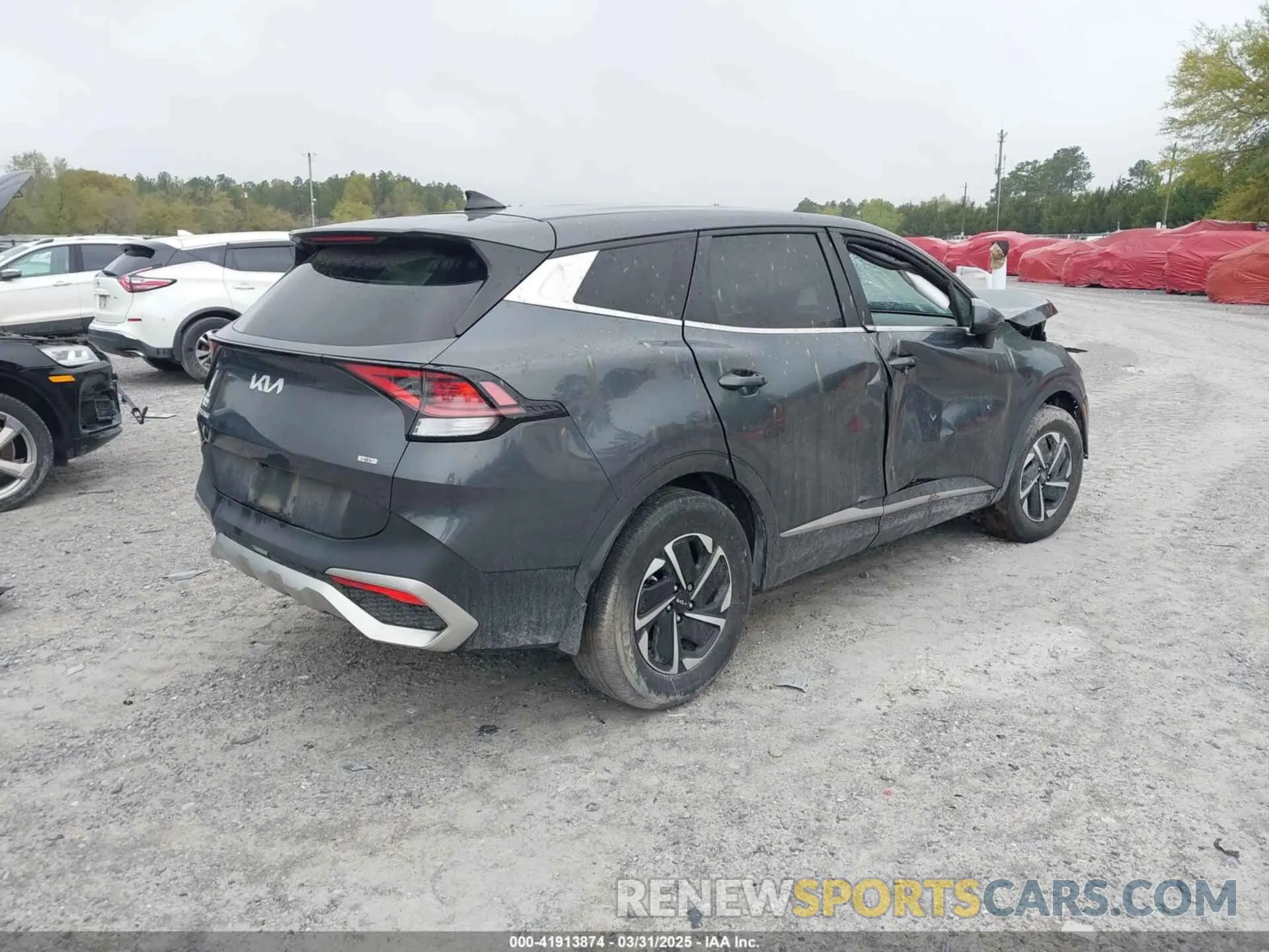4 Photograph of a damaged car KNDPU3AG7P7073593 KIA SPORTAGE HYBRID 2023