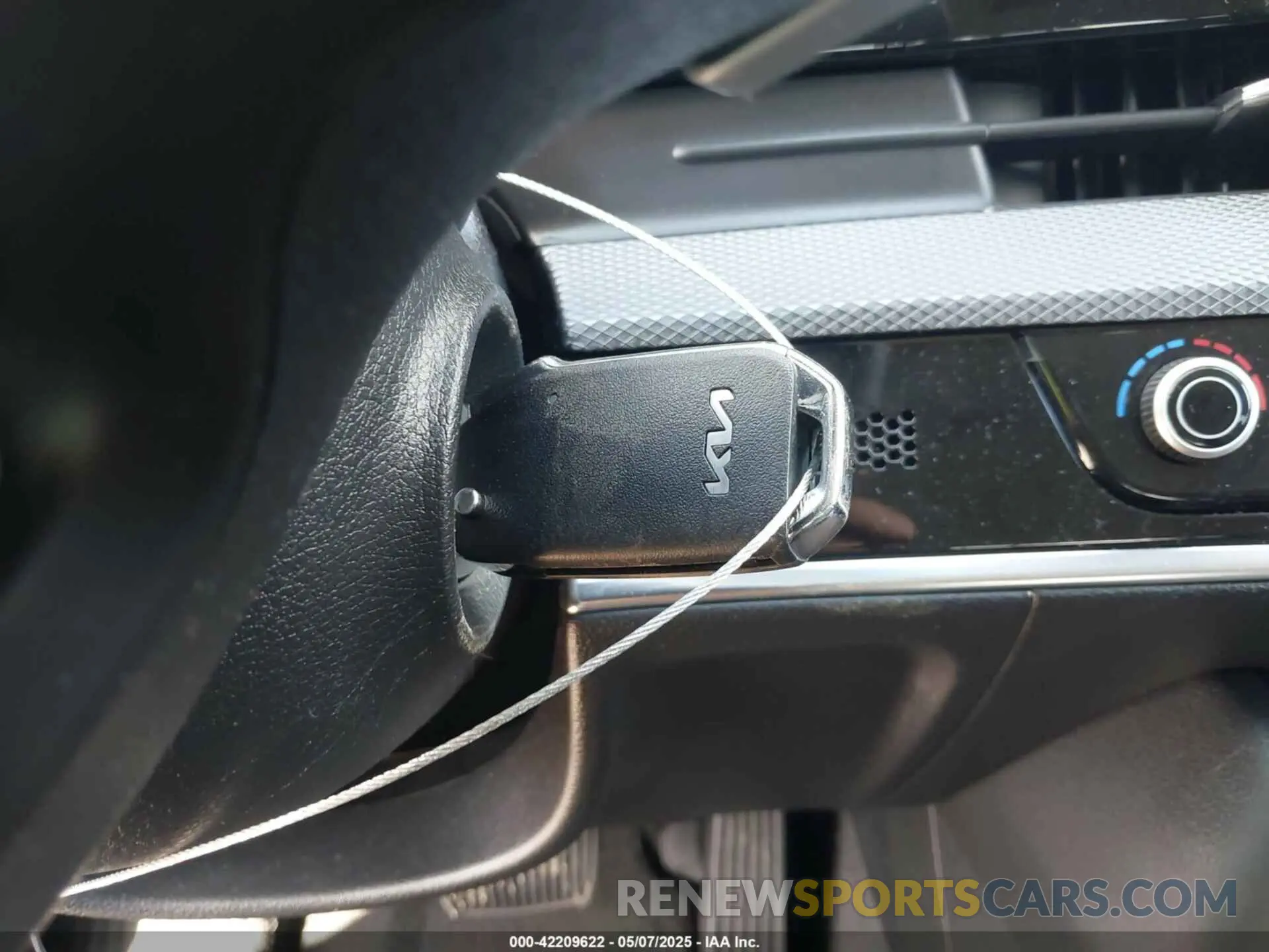 11 Photograph of a damaged car KNDPU3AG9P7060263 KIA SPORTAGE HYBRID 2023