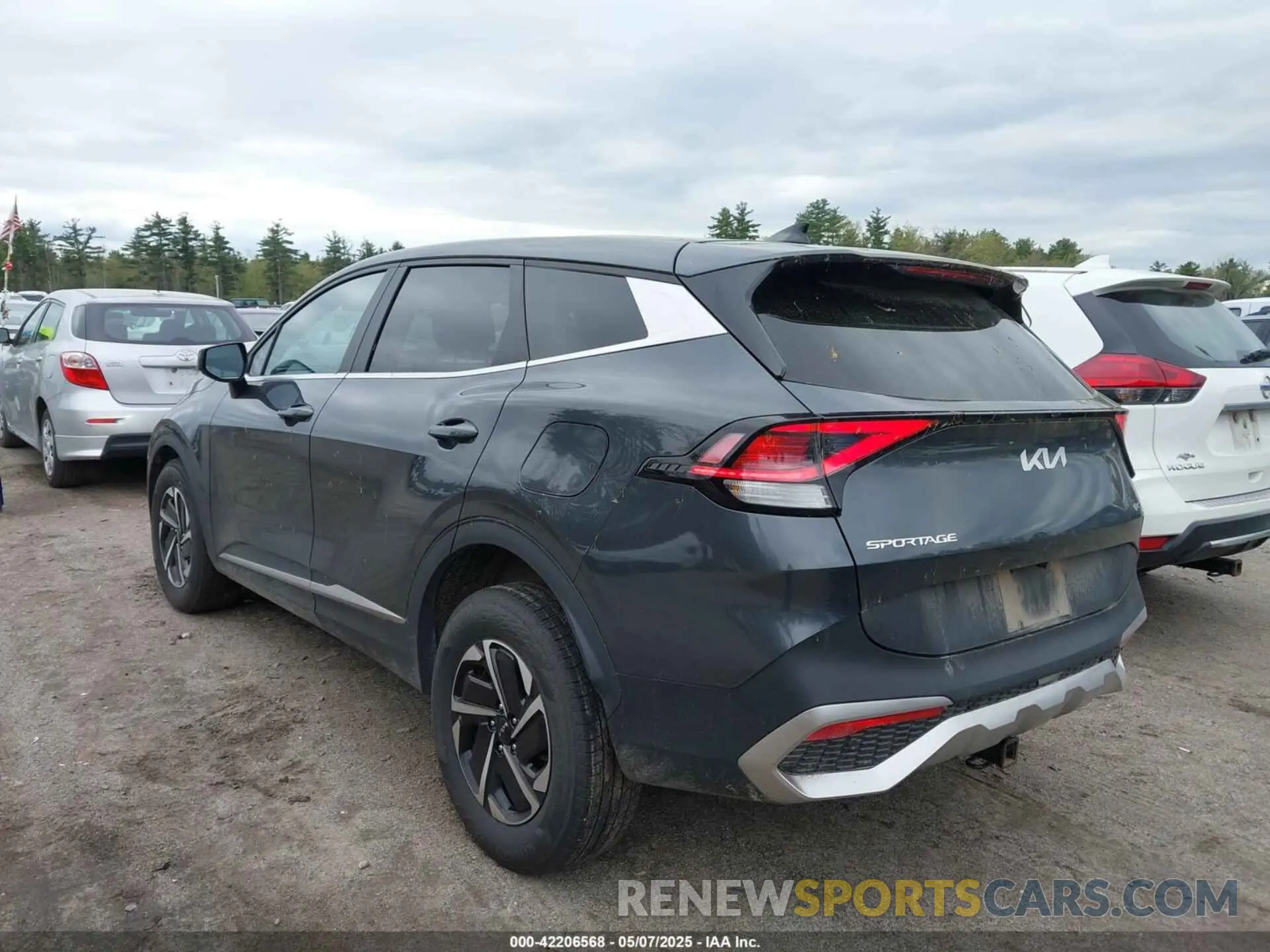 3 Photograph of a damaged car KNDPUCAG1P7056739 KIA SPORTAGE HYBRID 2023
