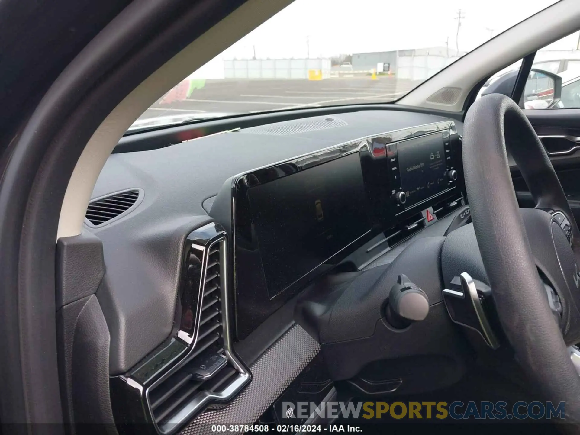 19 Photograph of a damaged car KNDPUCAG1P7113974 KIA SPORTAGE HYBRID 2023