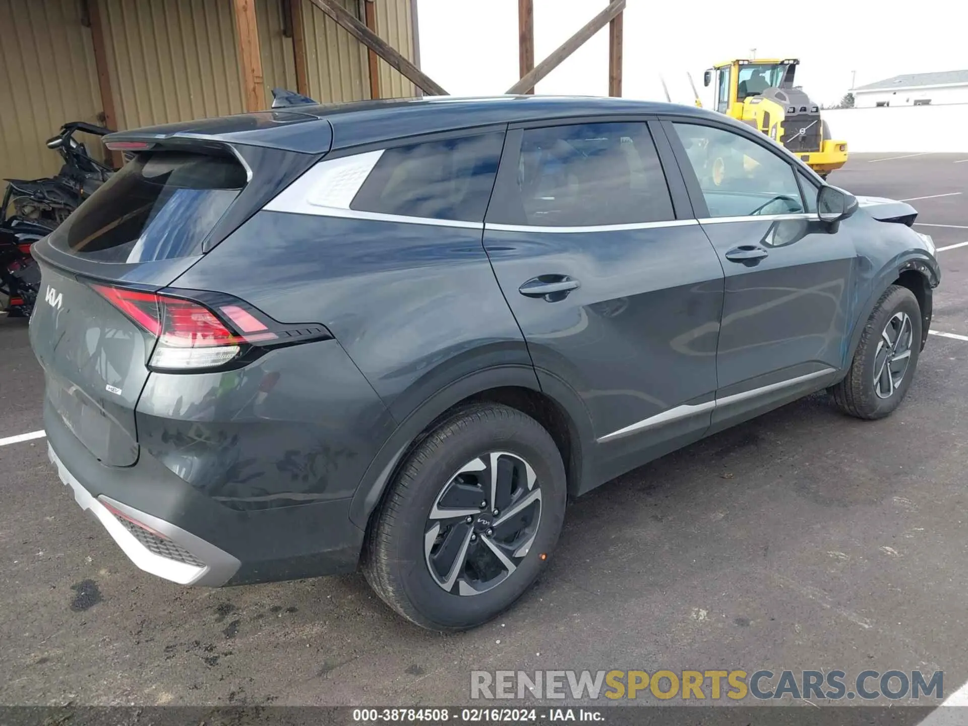 4 Photograph of a damaged car KNDPUCAG1P7113974 KIA SPORTAGE HYBRID 2023