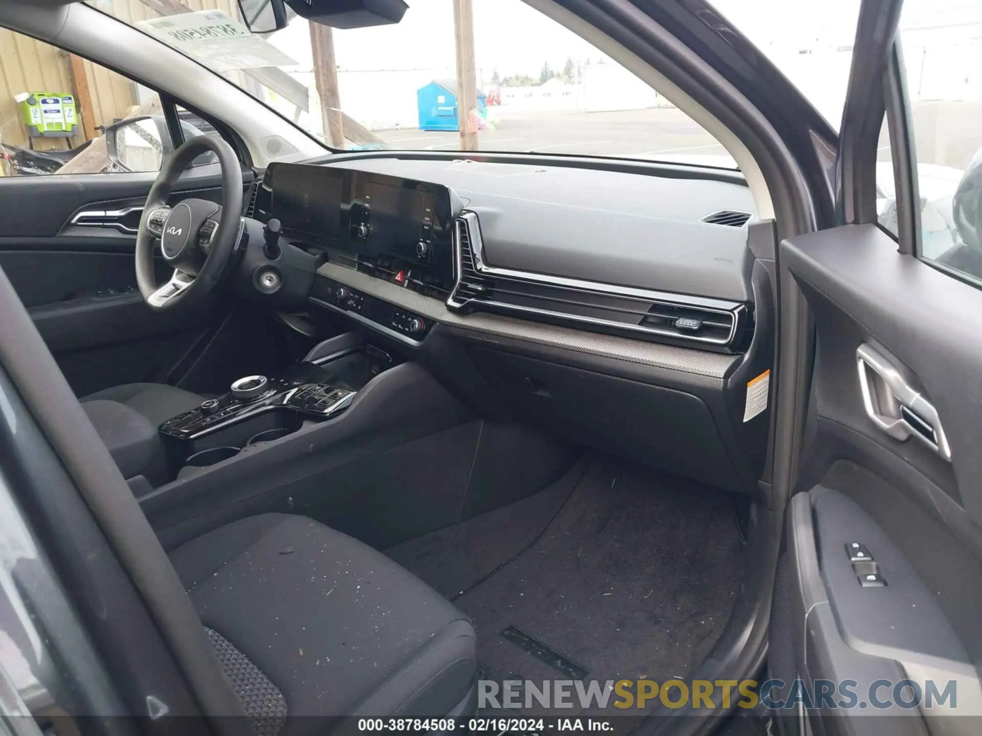 5 Photograph of a damaged car KNDPUCAG1P7113974 KIA SPORTAGE HYBRID 2023