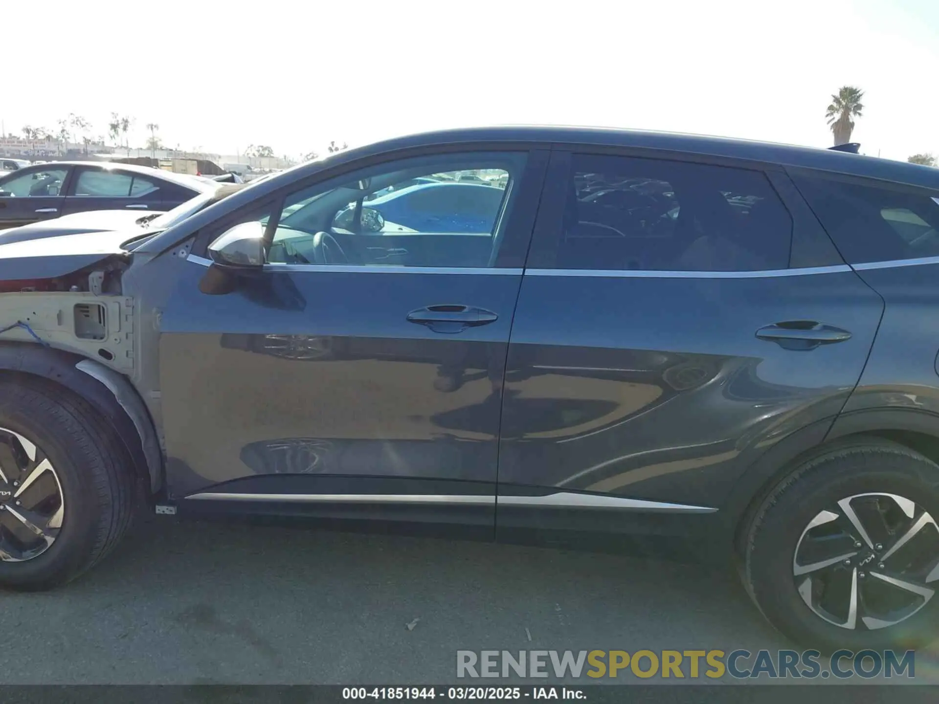 15 Photograph of a damaged car KNDPUCAG2P7114566 KIA SPORTAGE HYBRID 2023