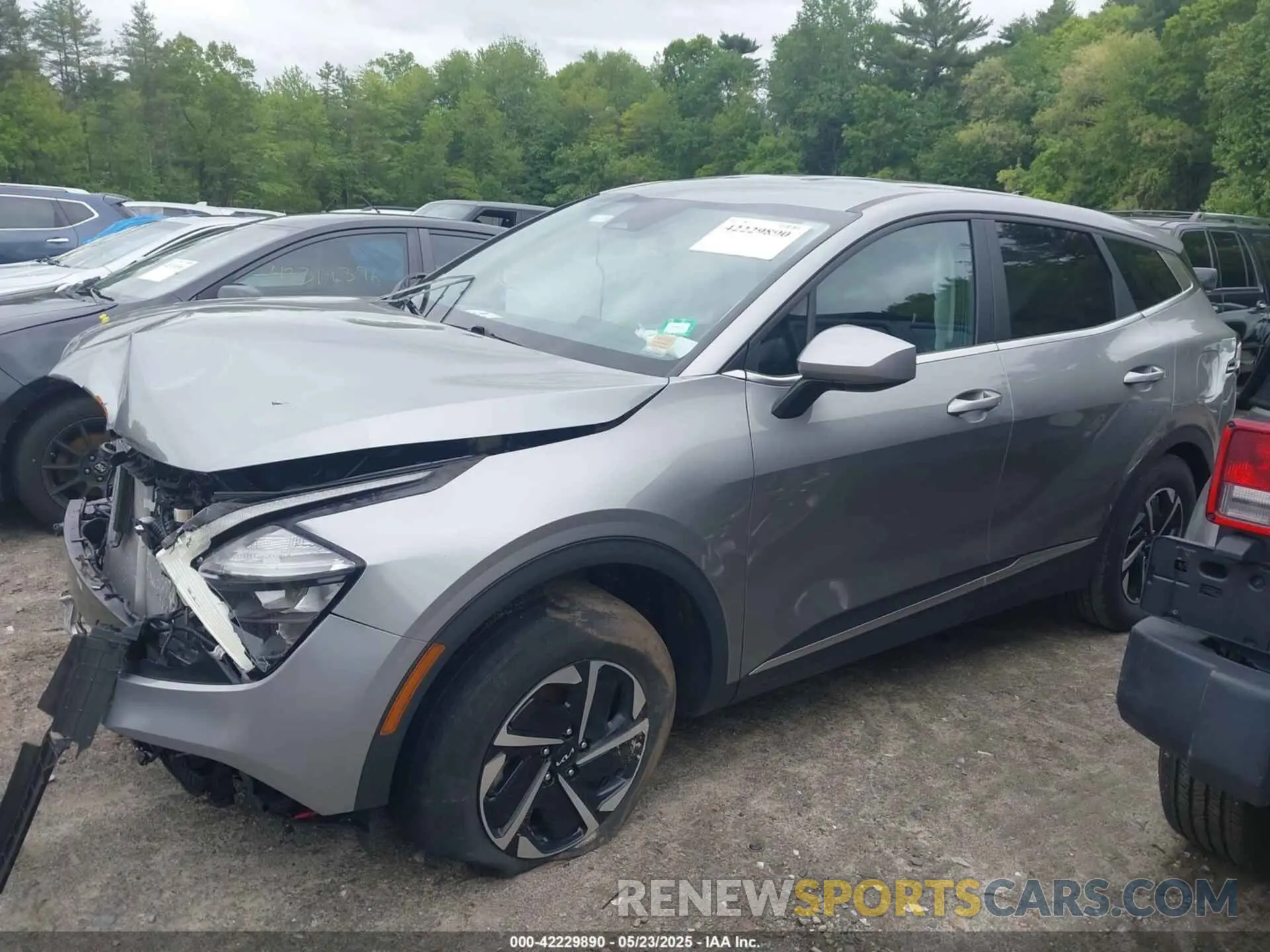13 Photograph of a damaged car KNDPUCAG5P7064570 KIA SPORTAGE HYBRID 2023