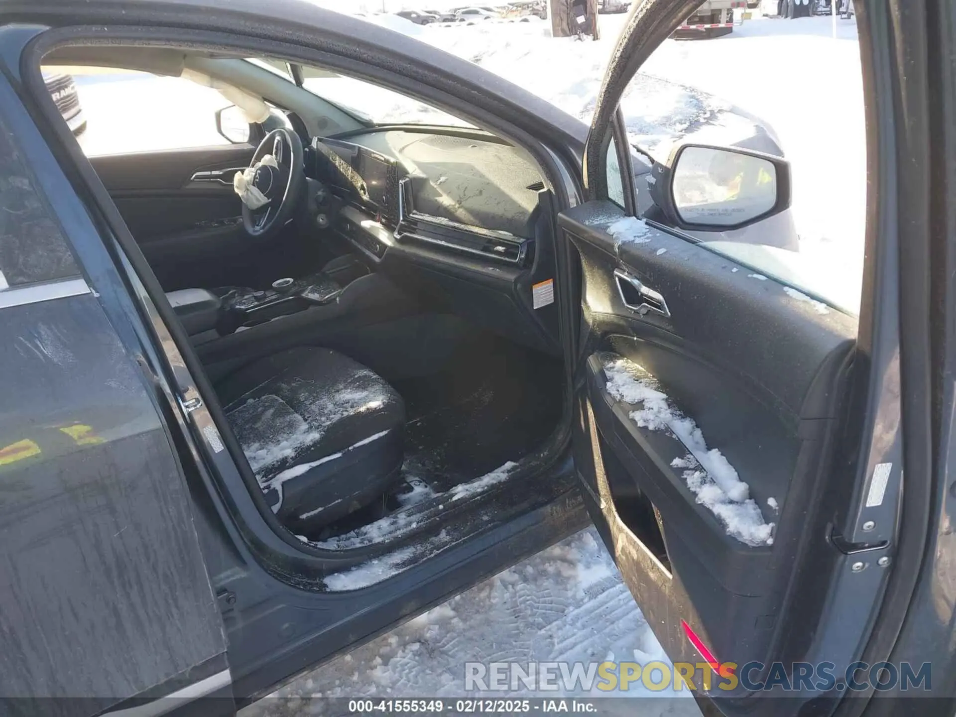 5 Photograph of a damaged car KNDPUCAG6P7061791 KIA SPORTAGE HYBRID 2023