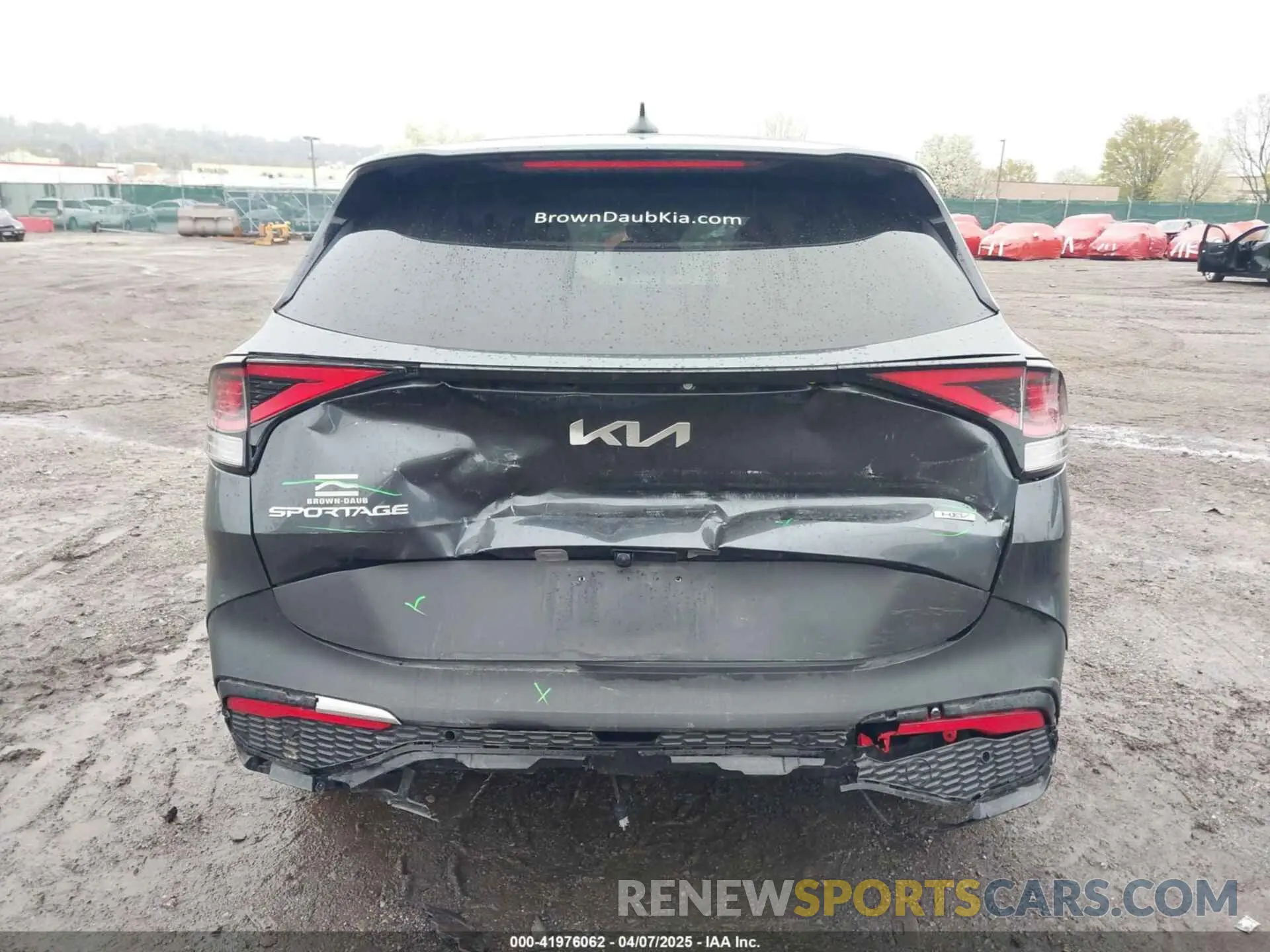 15 Photograph of a damaged car KNDPUCAG7P7029562 KIA SPORTAGE HYBRID 2023
