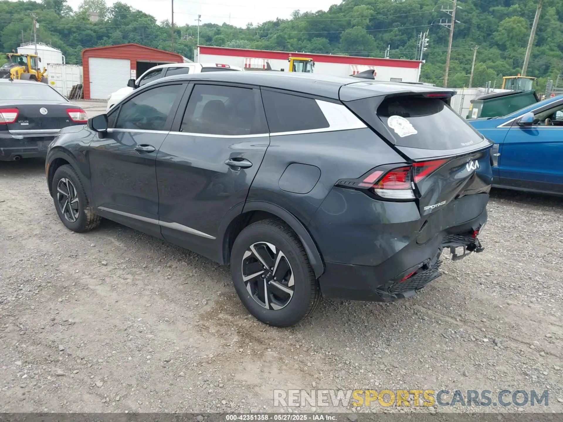 3 Photograph of a damaged car KNDPUCAG7P7087123 KIA SPORTAGE HYBRID 2023