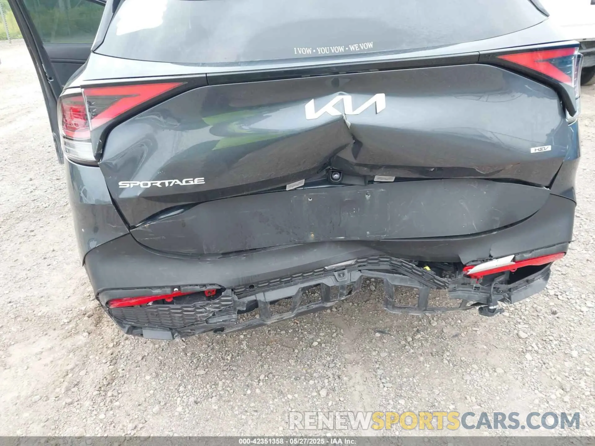 6 Photograph of a damaged car KNDPUCAG7P7087123 KIA SPORTAGE HYBRID 2023
