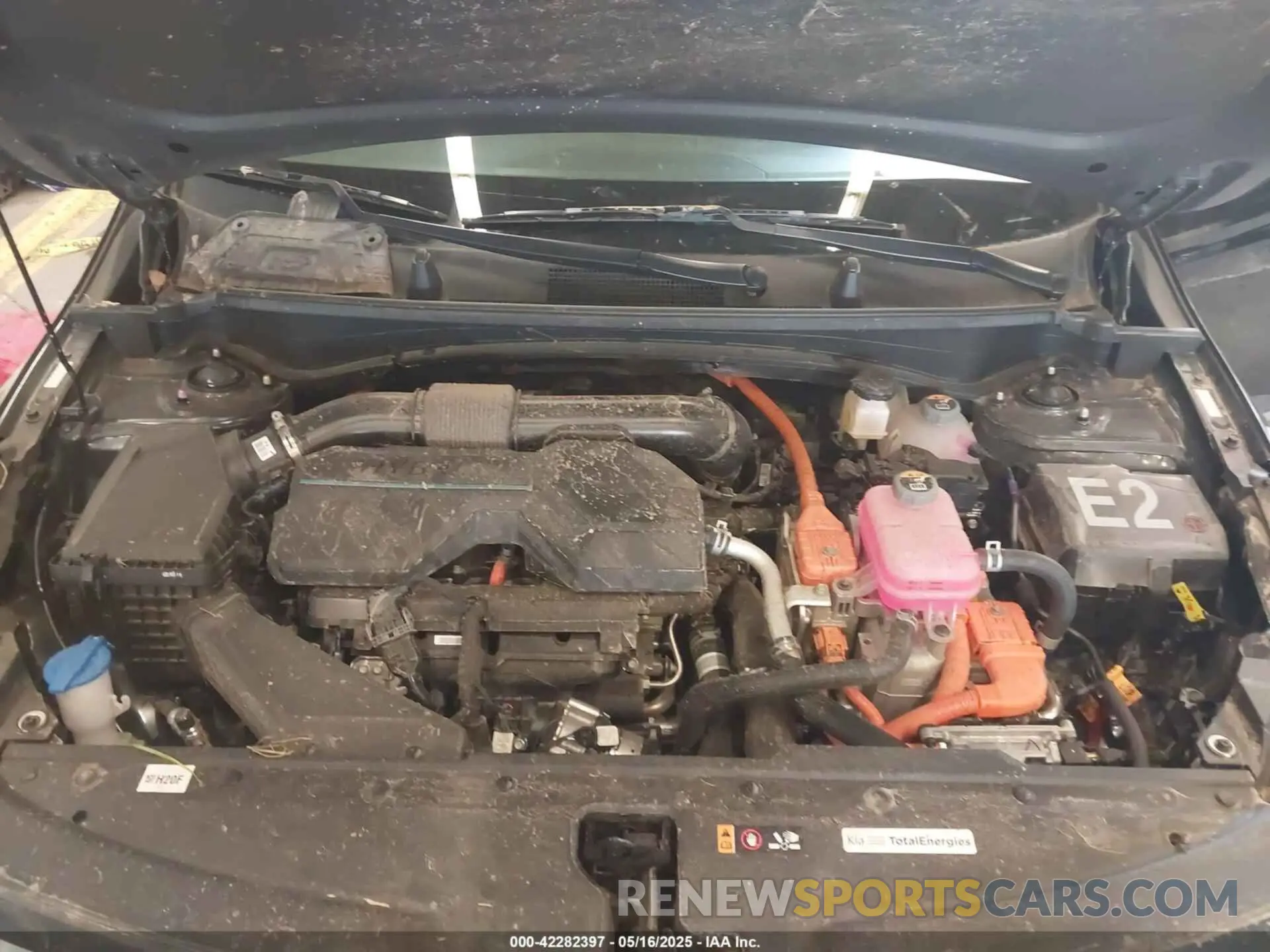 10 Photograph of a damaged car KNDPUCAG7P7116619 KIA SPORTAGE HYBRID 2023