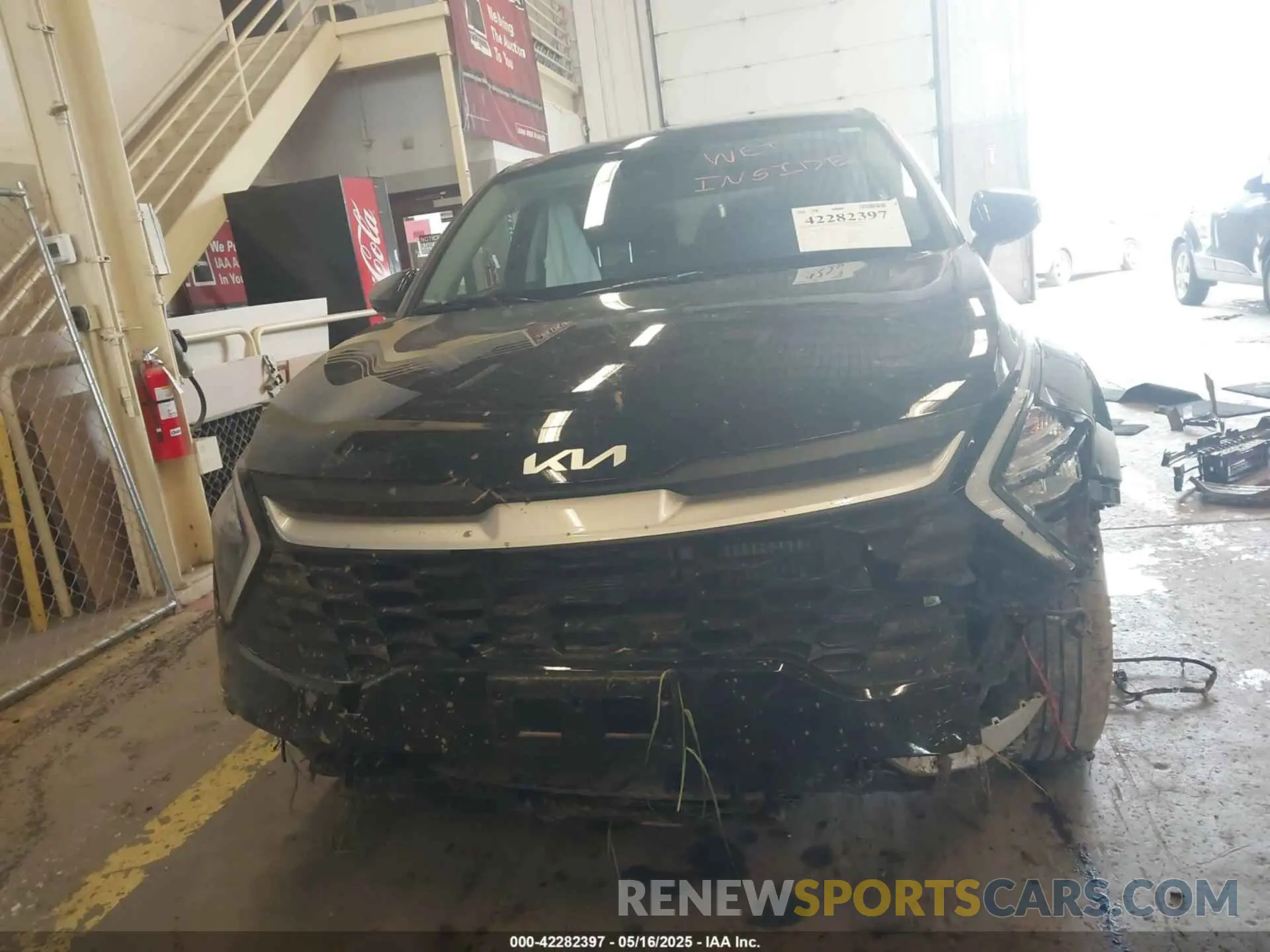 12 Photograph of a damaged car KNDPUCAG7P7116619 KIA SPORTAGE HYBRID 2023