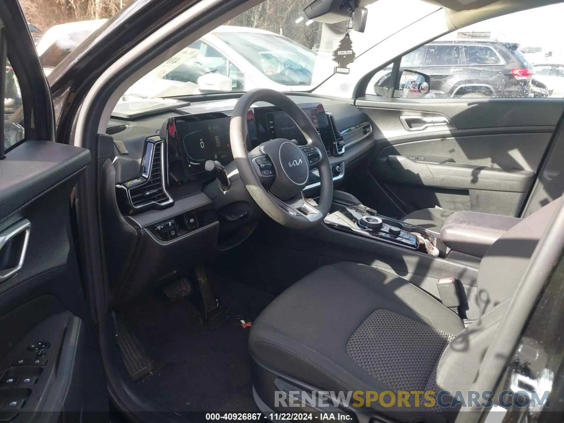 5 Photograph of a damaged car KNDPUCAG8P7064417 KIA SPORTAGE HYBRID 2023