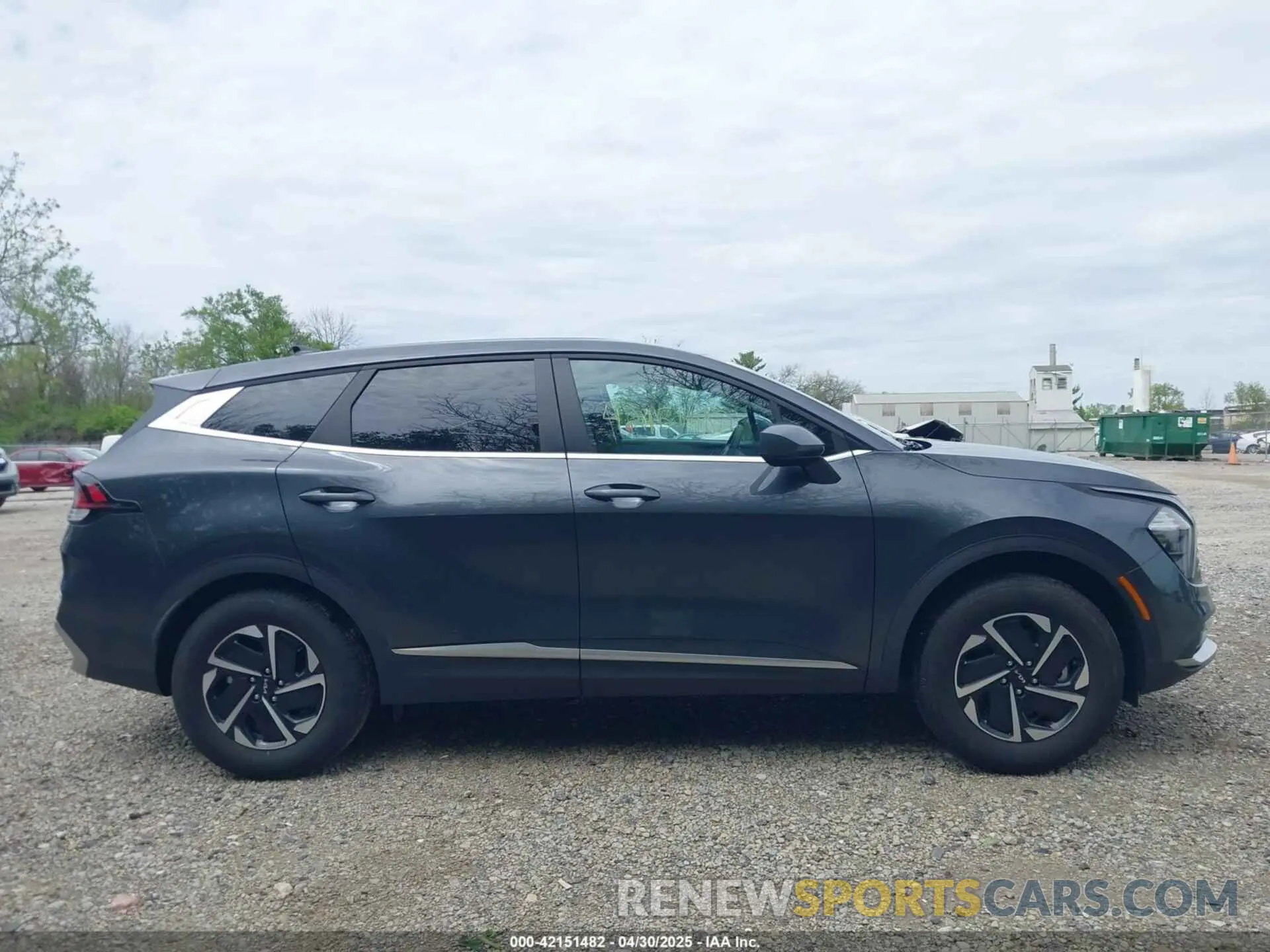 13 Photograph of a damaged car KNDPUCAG8P7098311 KIA SPORTAGE HYBRID 2023