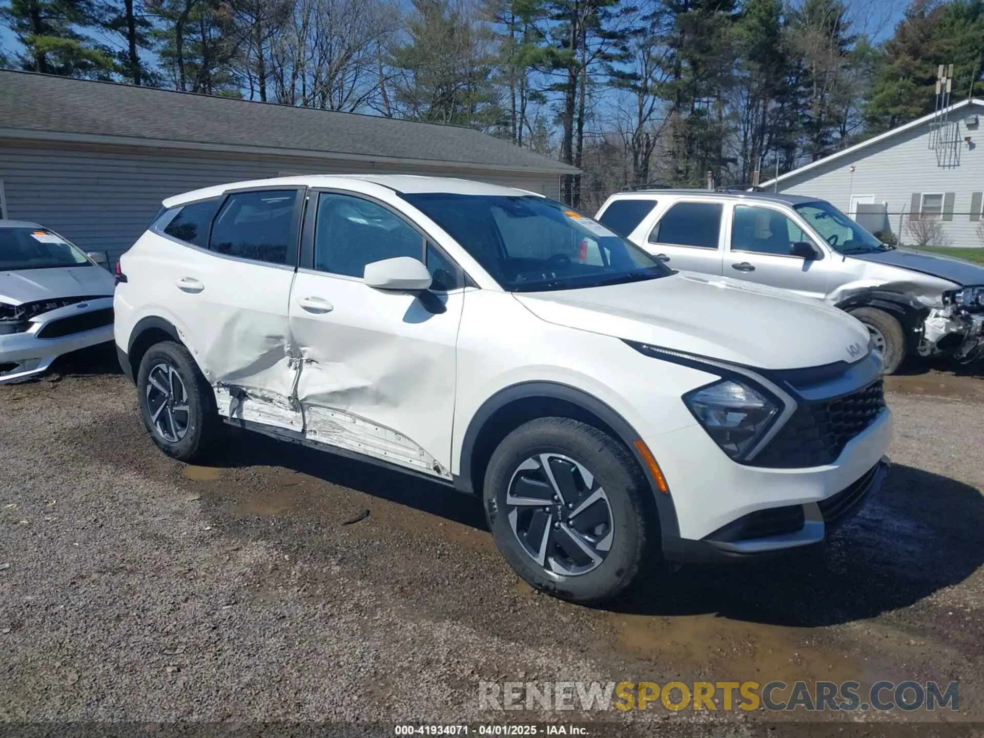 1 Photograph of a damaged car KNDPUCAG9P7033662 KIA SPORTAGE HYBRID 2023