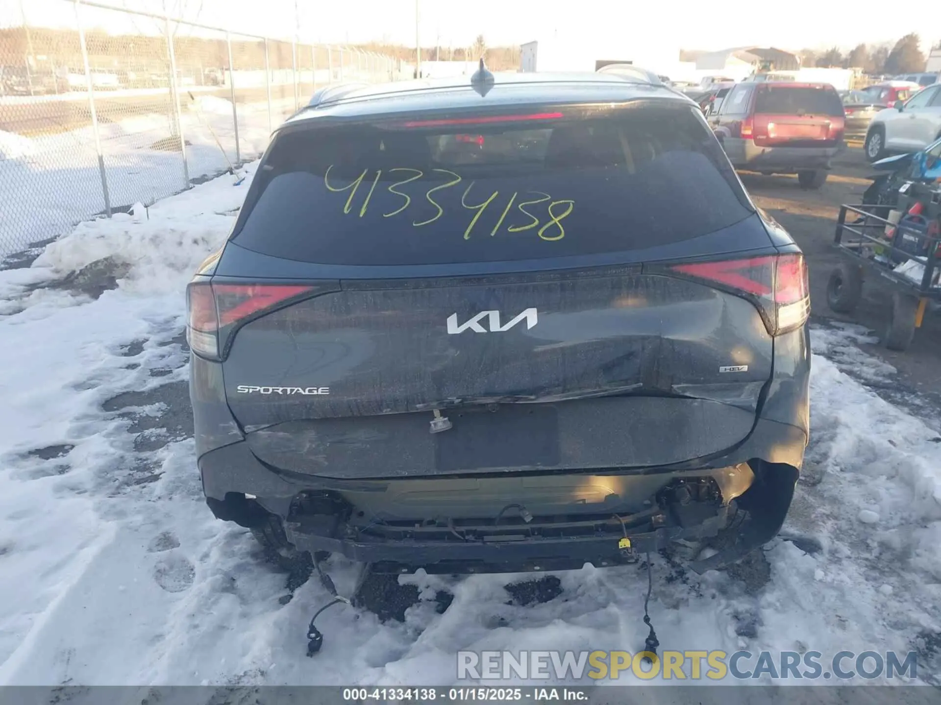 17 Photograph of a damaged car KNDPVCAG1P7067768 KIA SPORTAGE HYBRID 2023